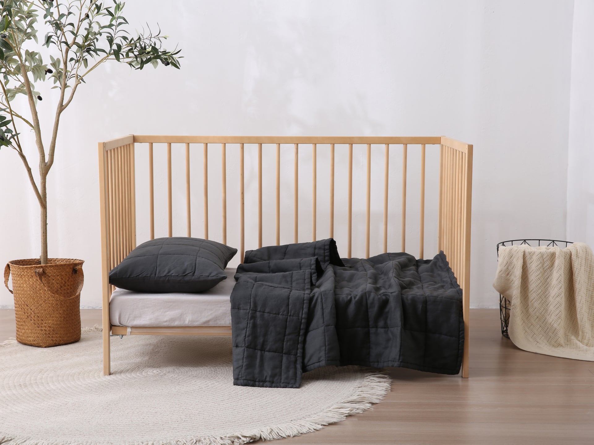 Quilted Linen Cot Blanket - Charcoal