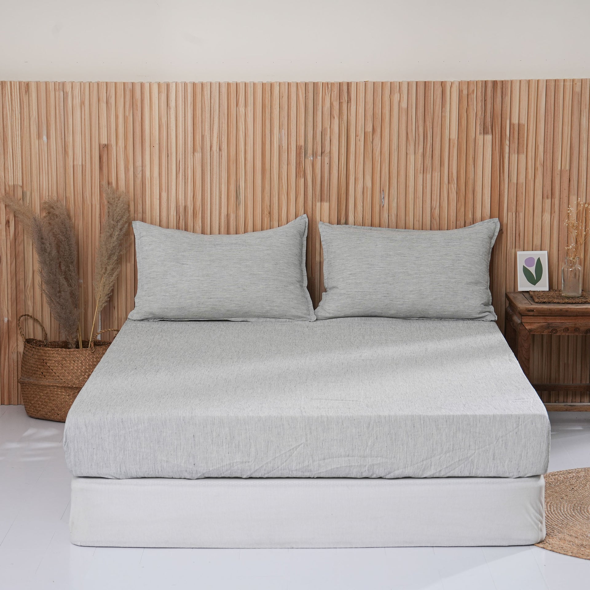 Linen Fitted Sheet - Pinstripe