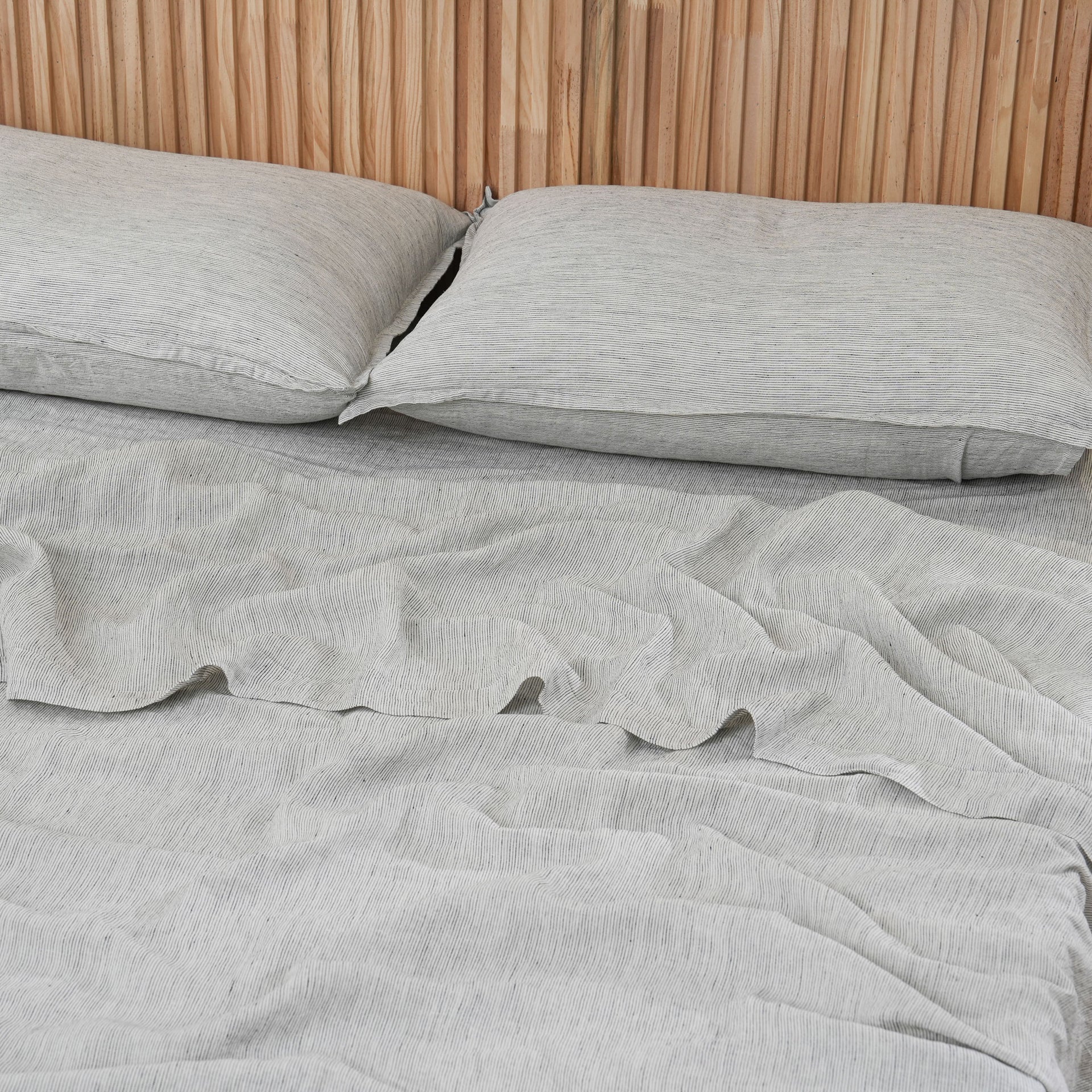 Linen Sheet Set - Pinstripe