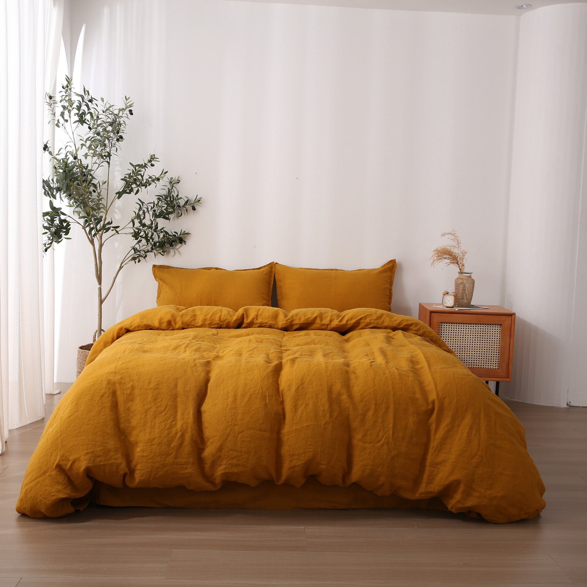Linen Duvet Cover + Pillowcases - Turmeric