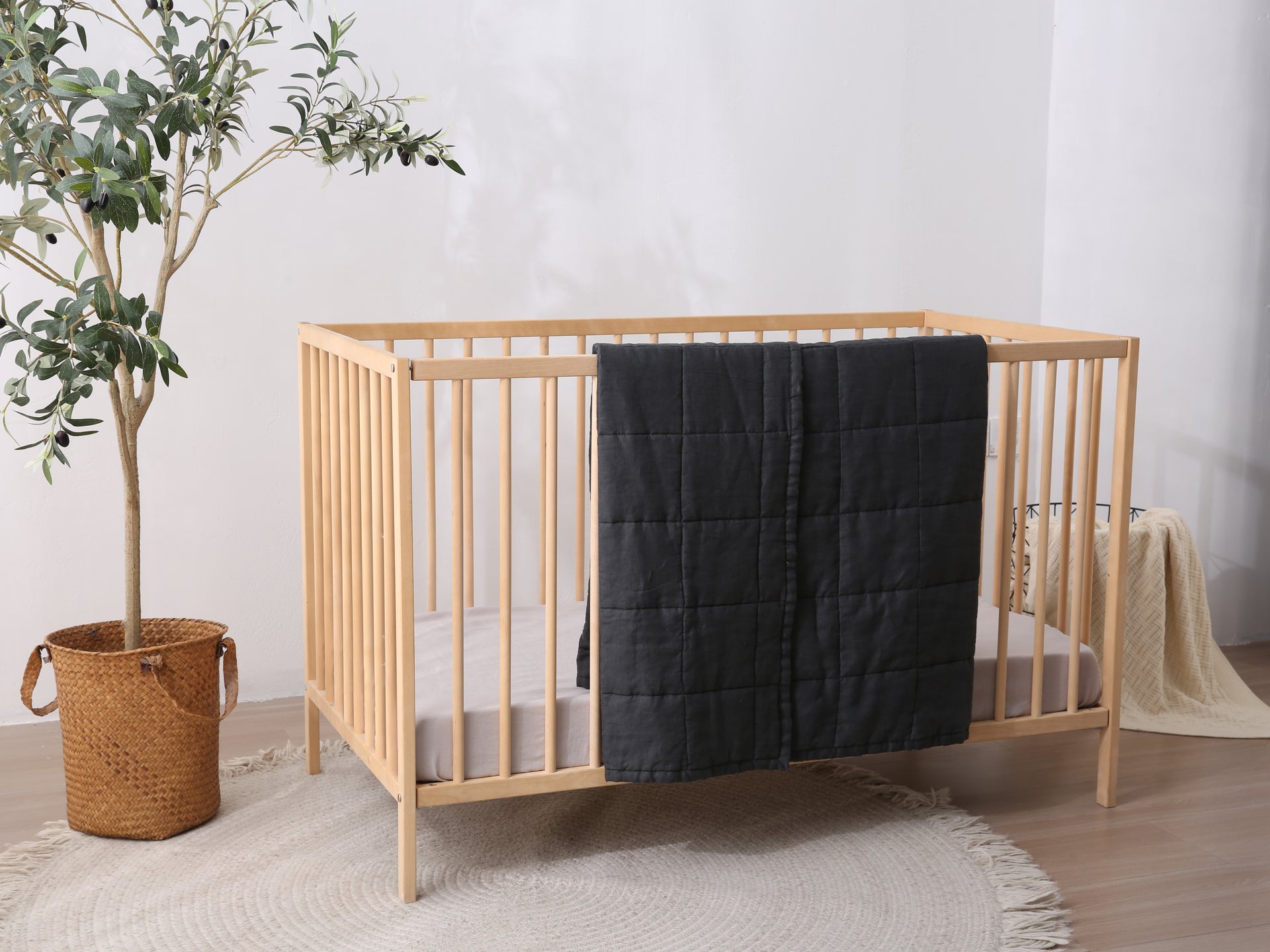 Quilted Linen Cot Blanket - Charcoal