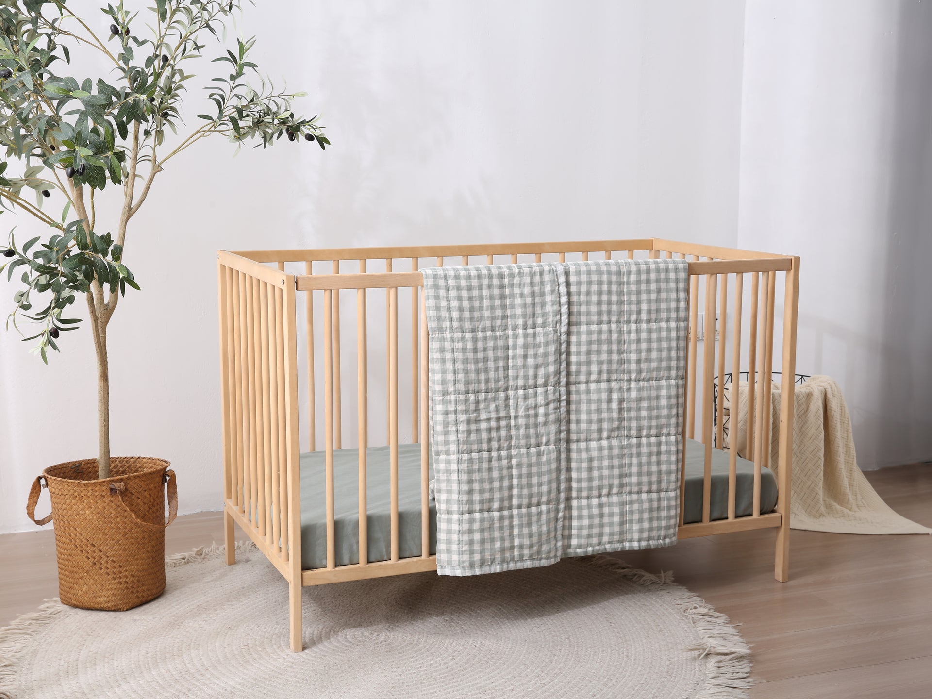 Quilted Linen Cot Blanket - Sage Gingham