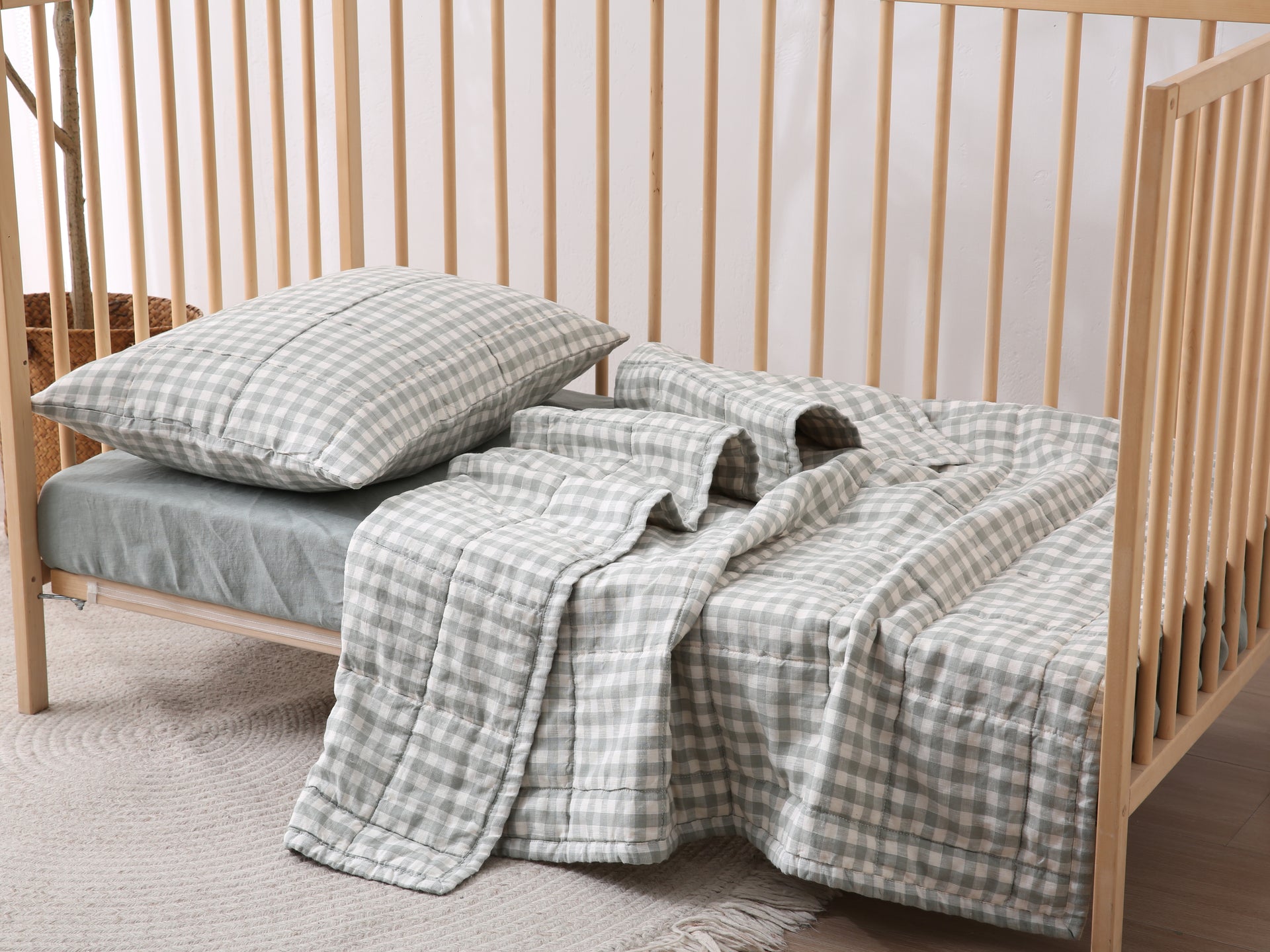 Quilted Linen Cot Blanket - Sage Gingham
