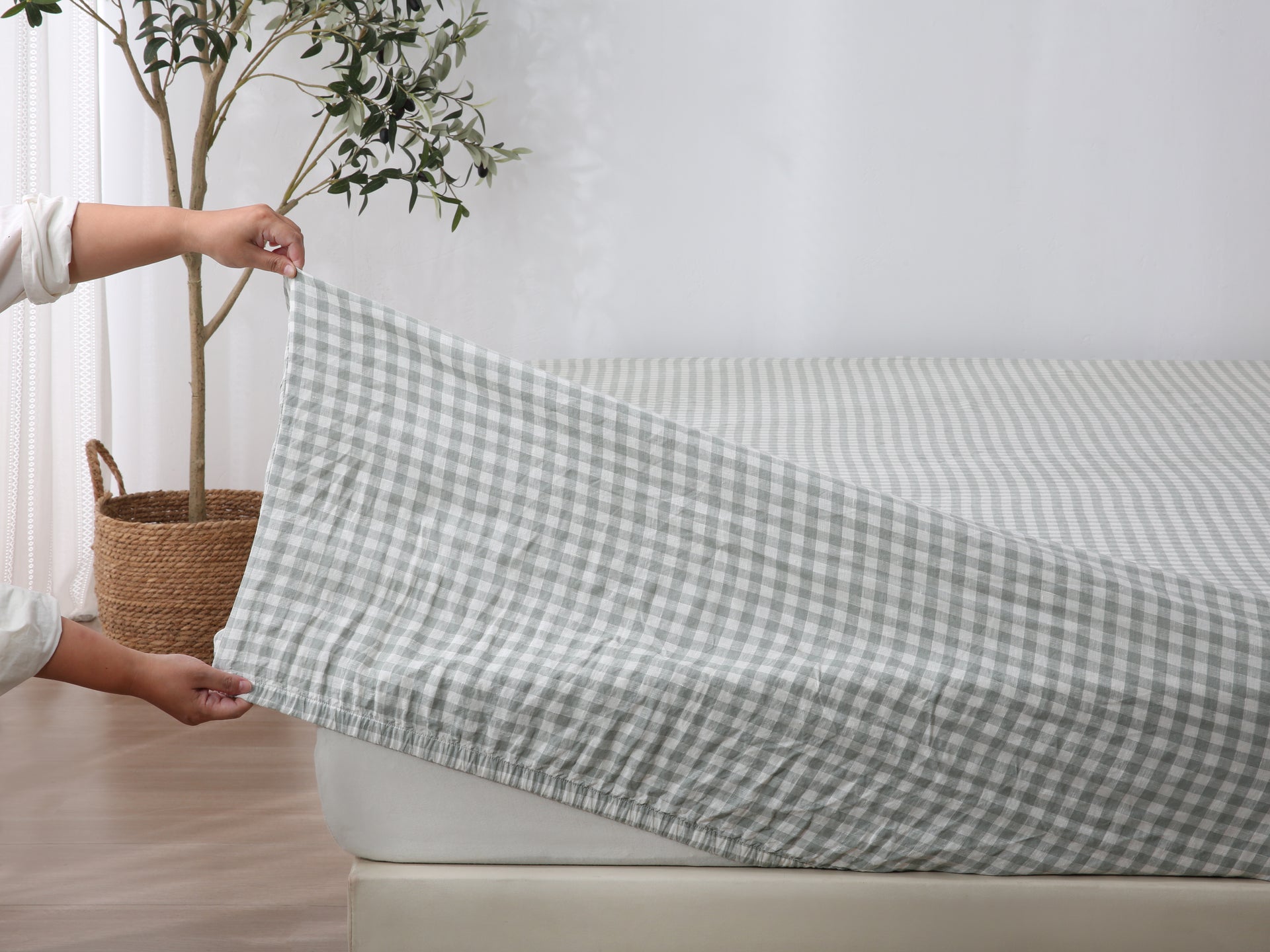 Linen Sheet Set - Sage Gingham