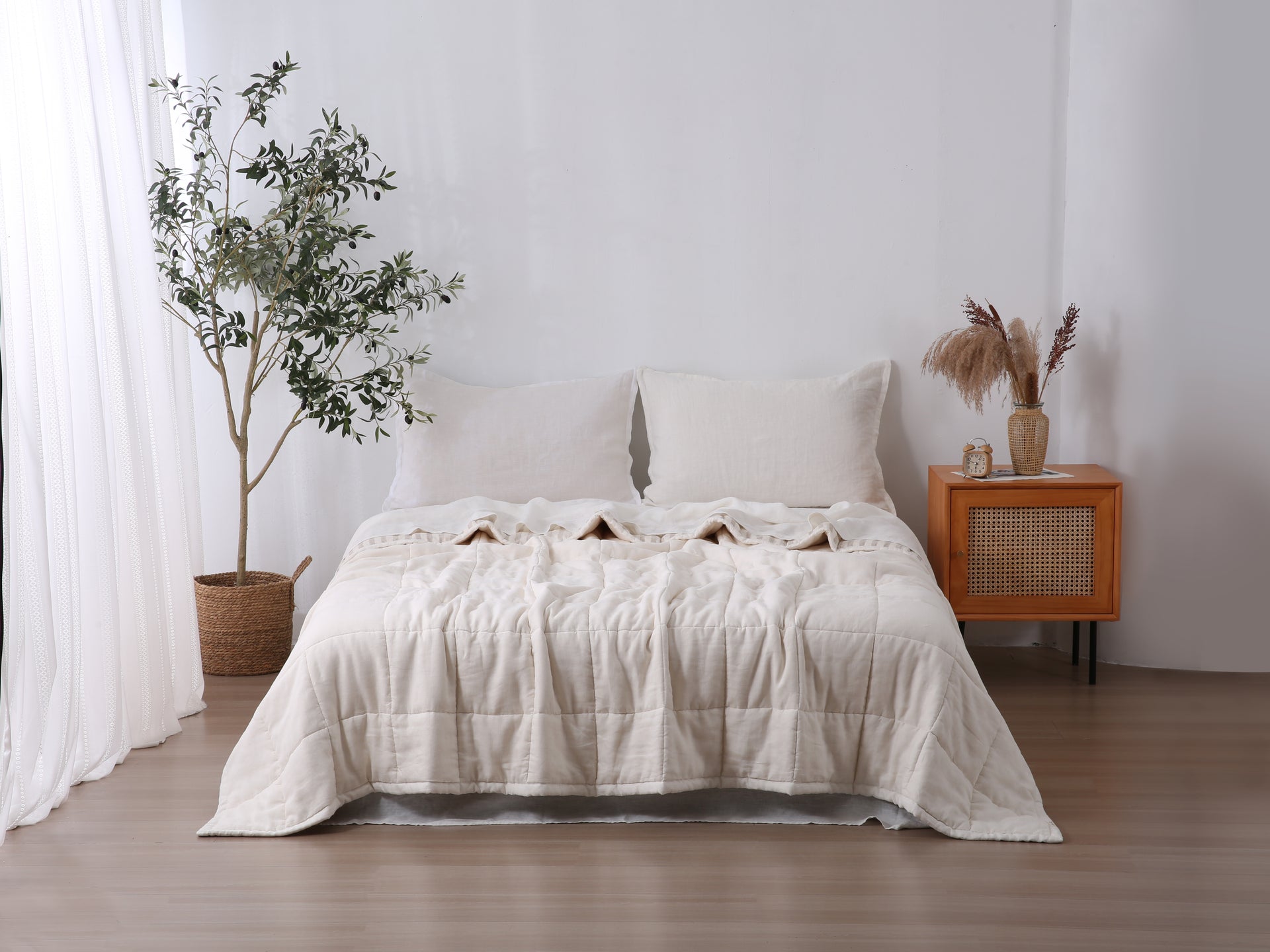 Quilted Linen Blanket - Cloud + Sand Stripe