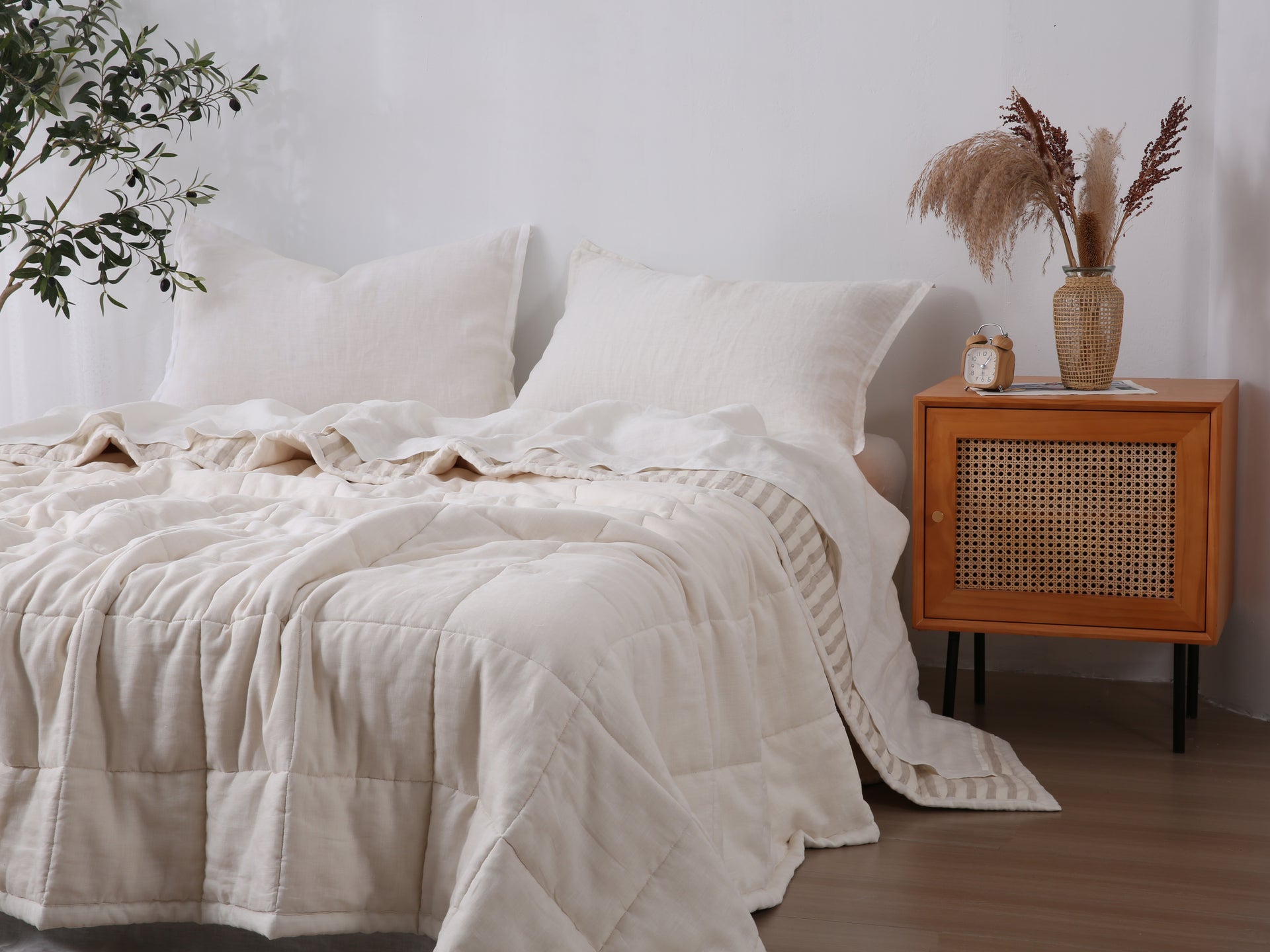 Quilted Linen Blanket - Cloud + Sand Stripe