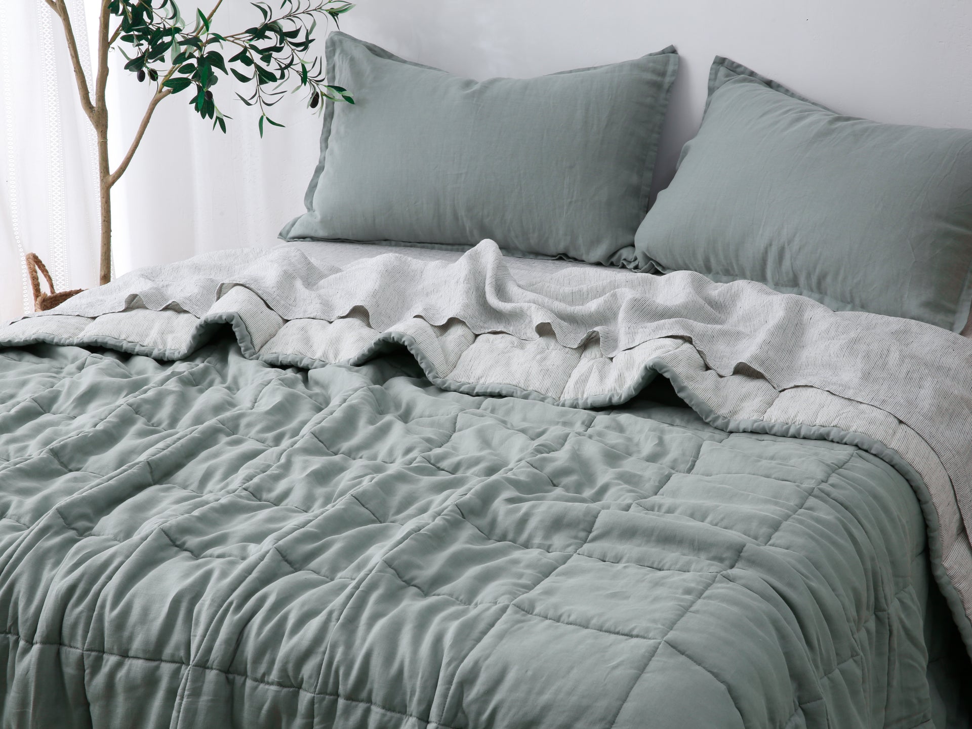 Quilted Linen Blanket - Sage + Pinstripe