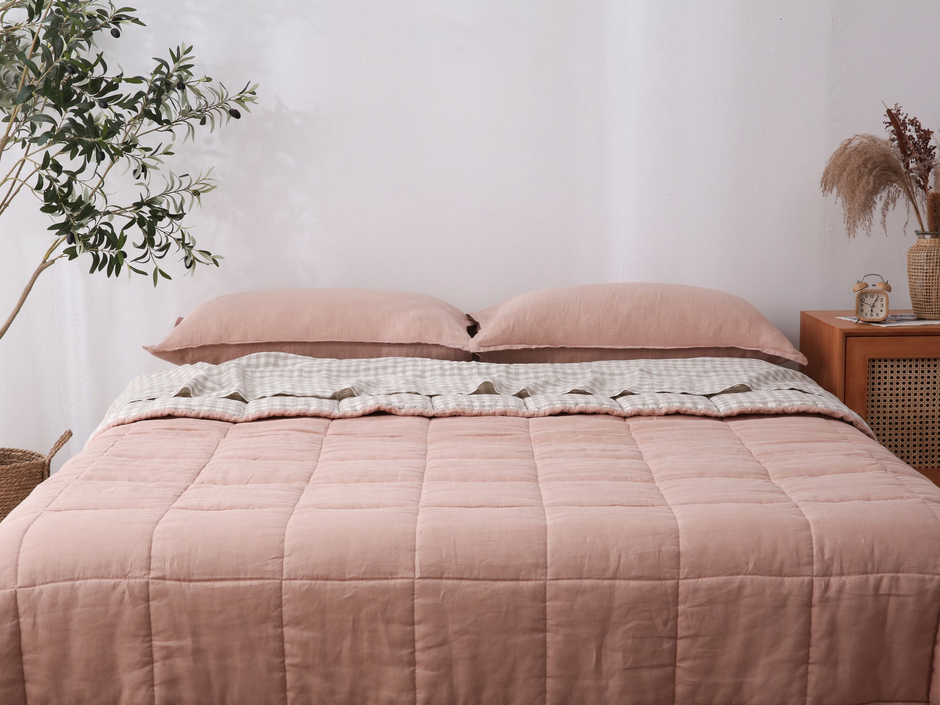 Quilted Linen Blanket - Pink Clay + Beige Gingham