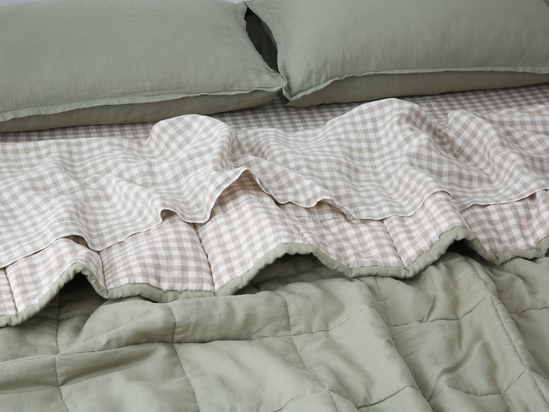 Quilted Linen Blanket - Fern + Beige Gingham