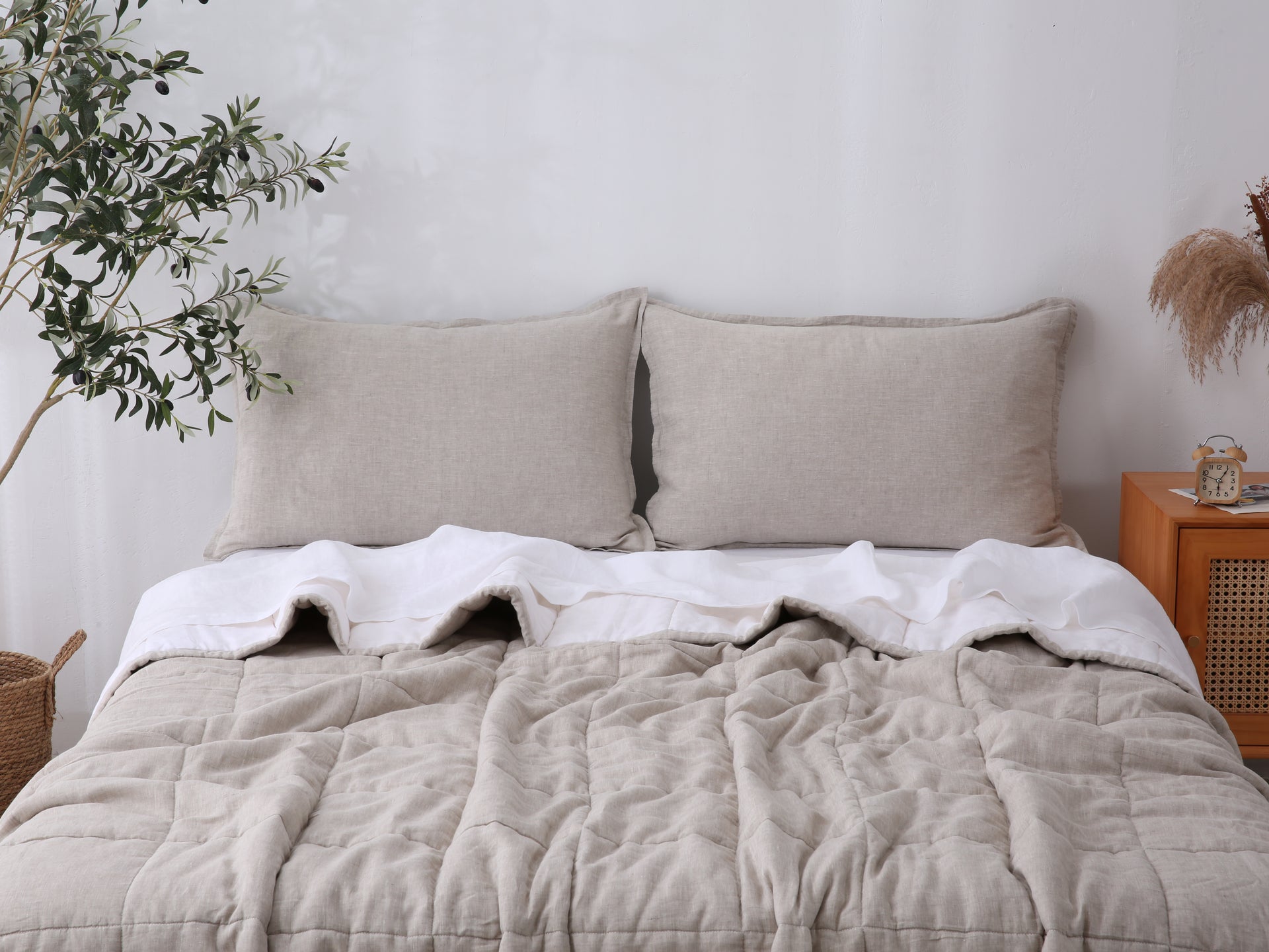 Quilted Linen Blanket - Sand + Snow