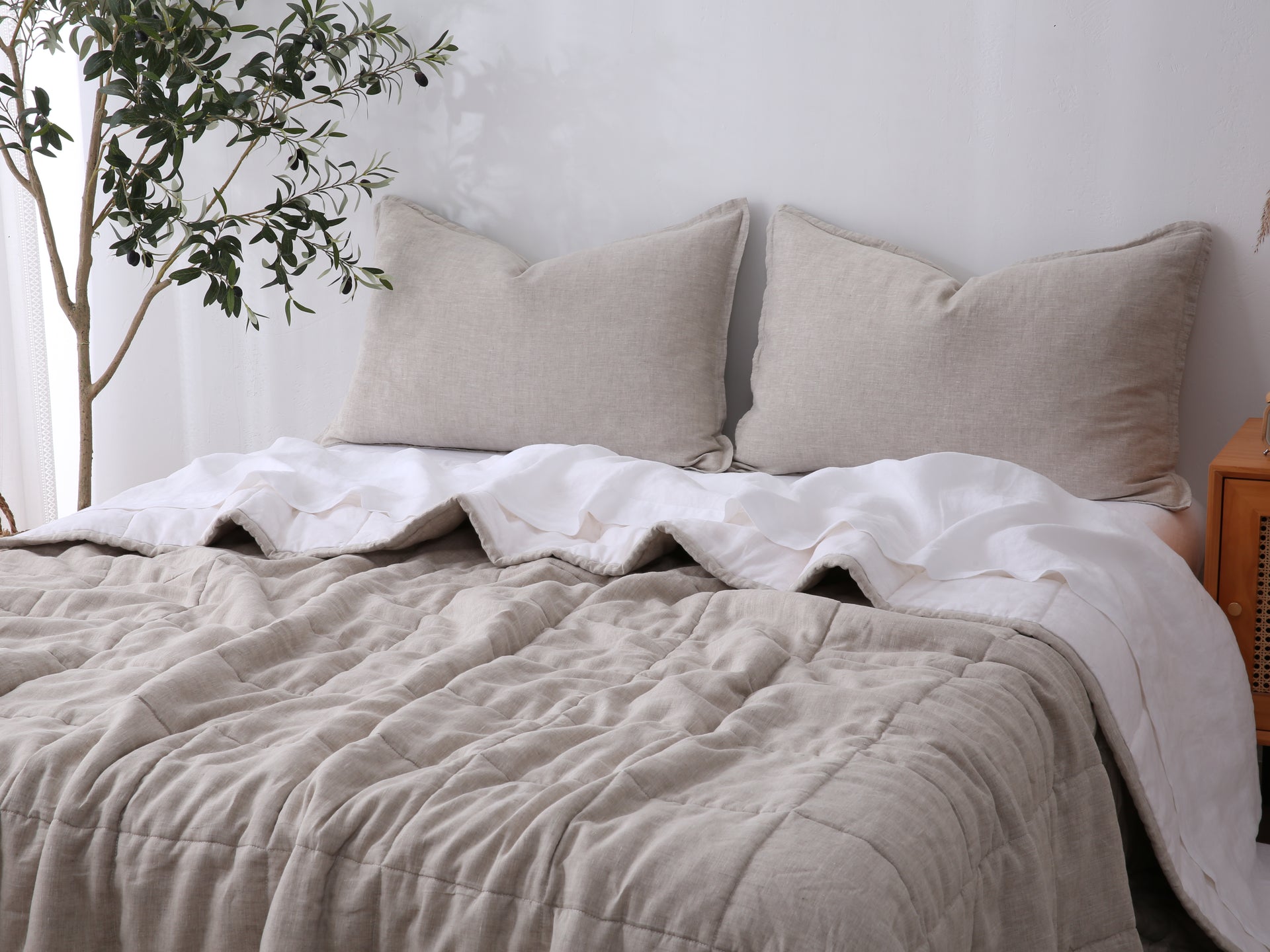 Quilted Linen Blanket - Sand + Snow