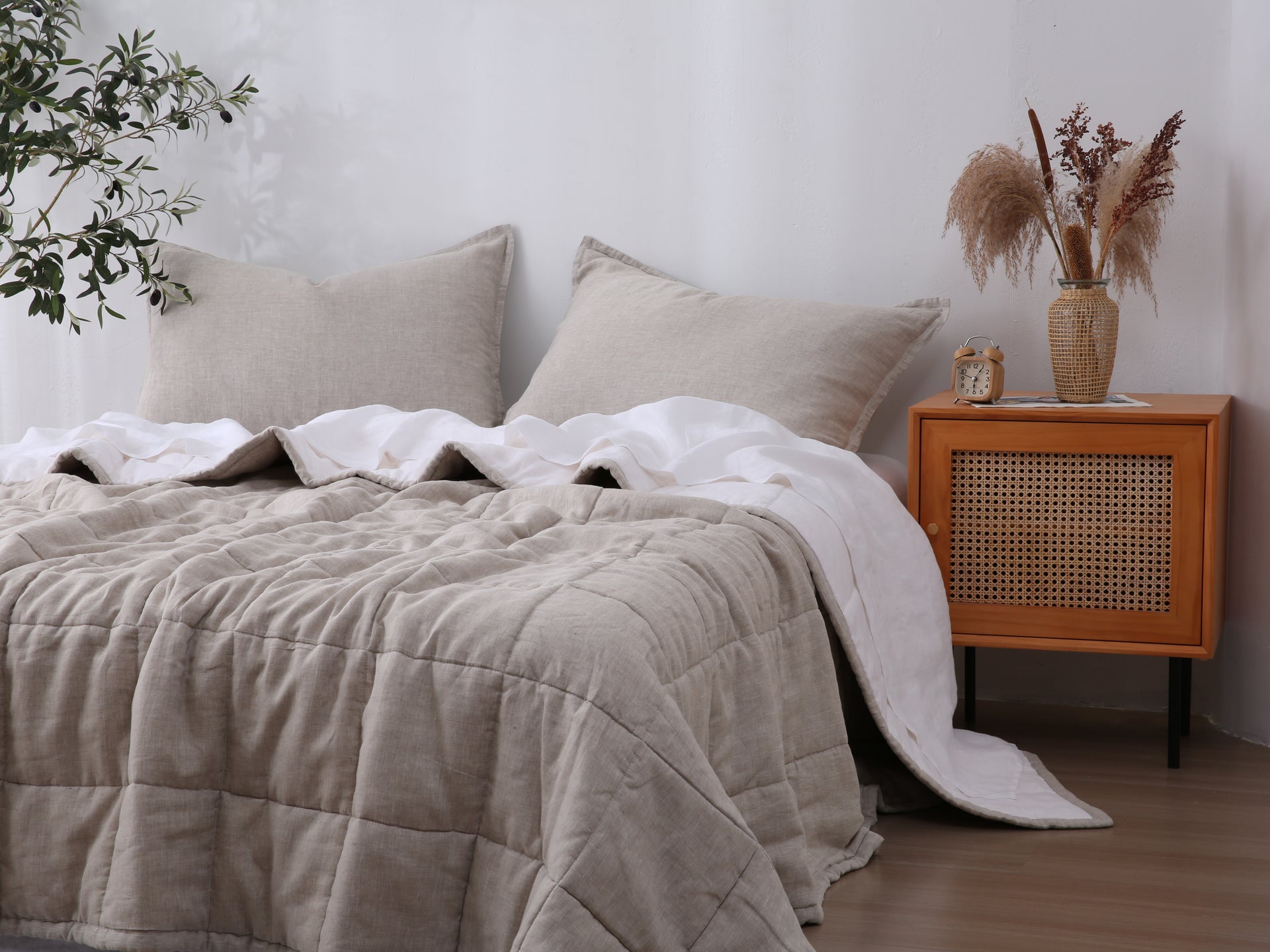 Quilted Linen Blanket - Sand + Snow