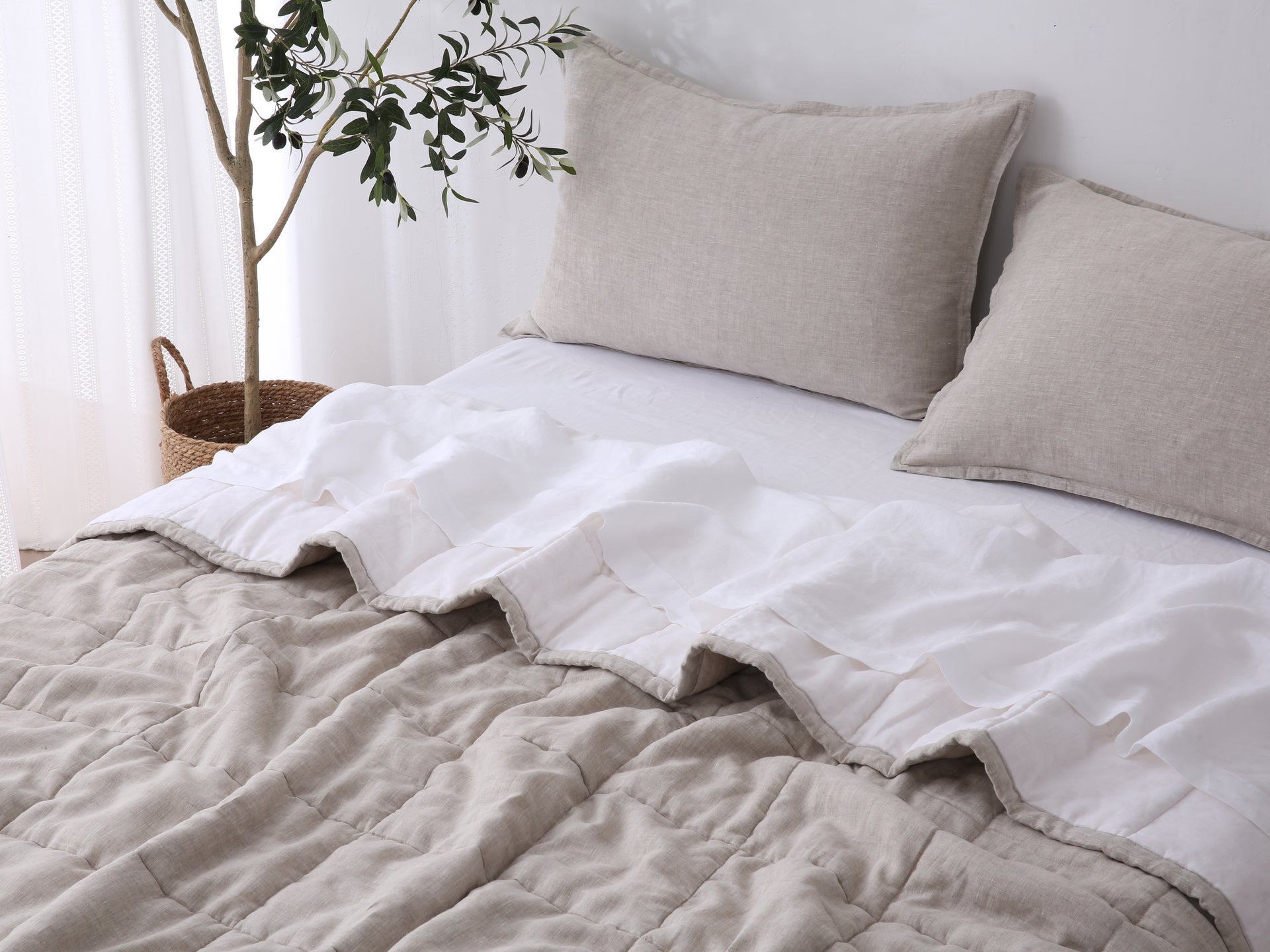 Quilted Linen Blanket - Sand + Snow