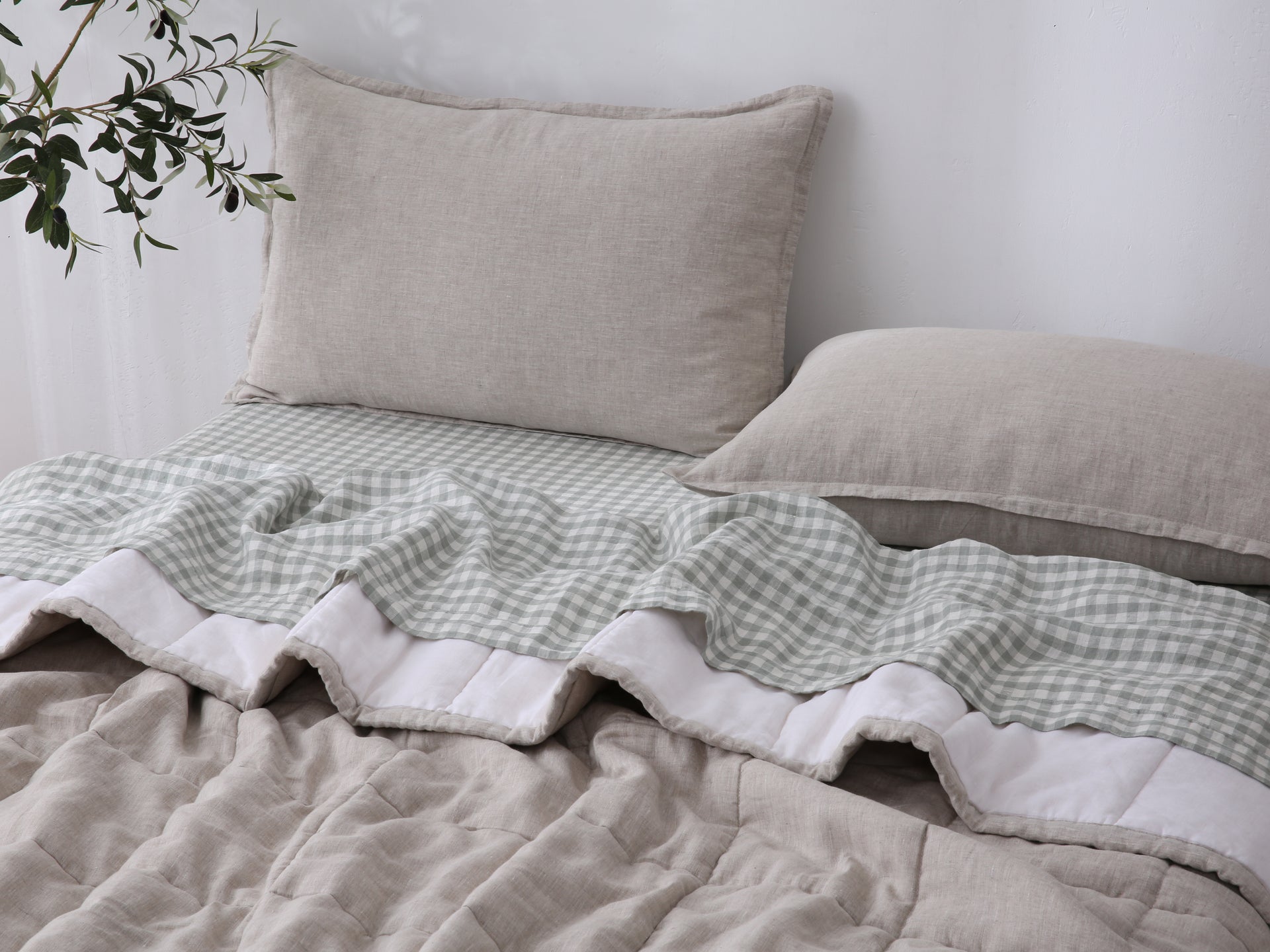 Quilted Linen Blanket - Sand + Snow