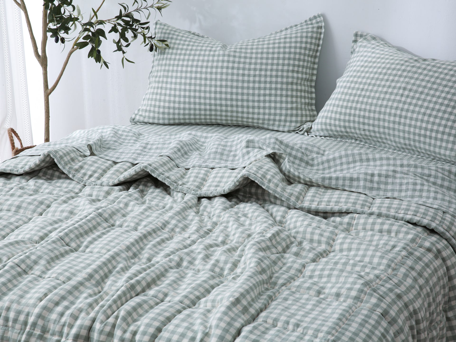 Quilted Linen Blanket - Sage Gingham