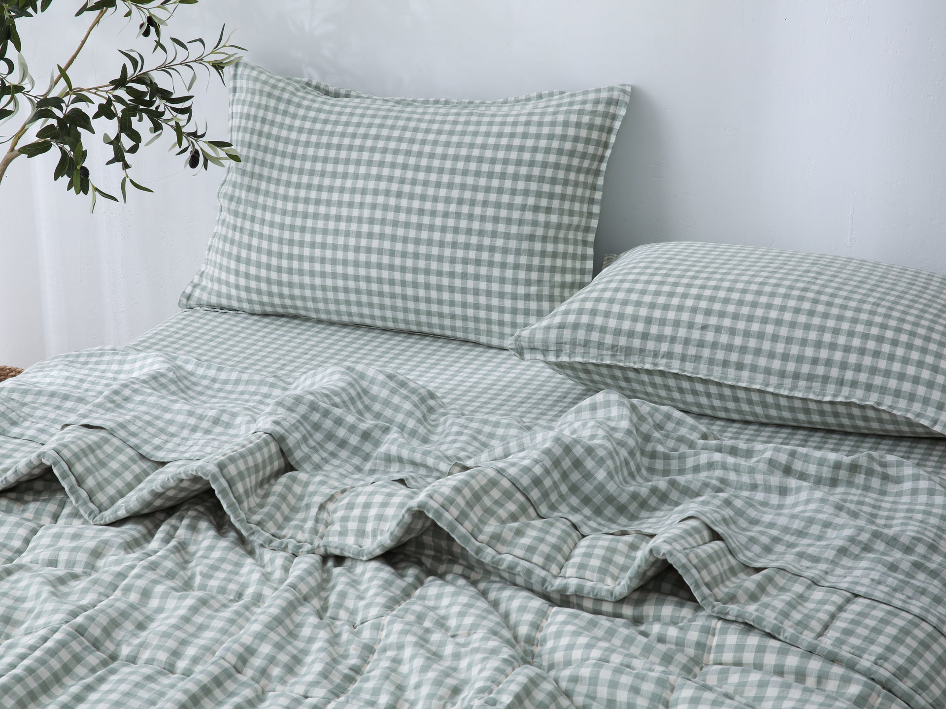 Quilted Linen Blanket - Sage Gingham