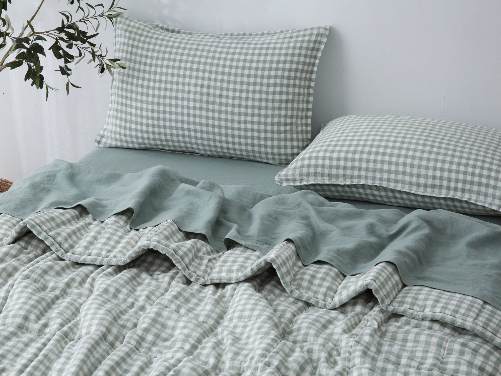 Quilted Linen Blanket - Sage Gingham
