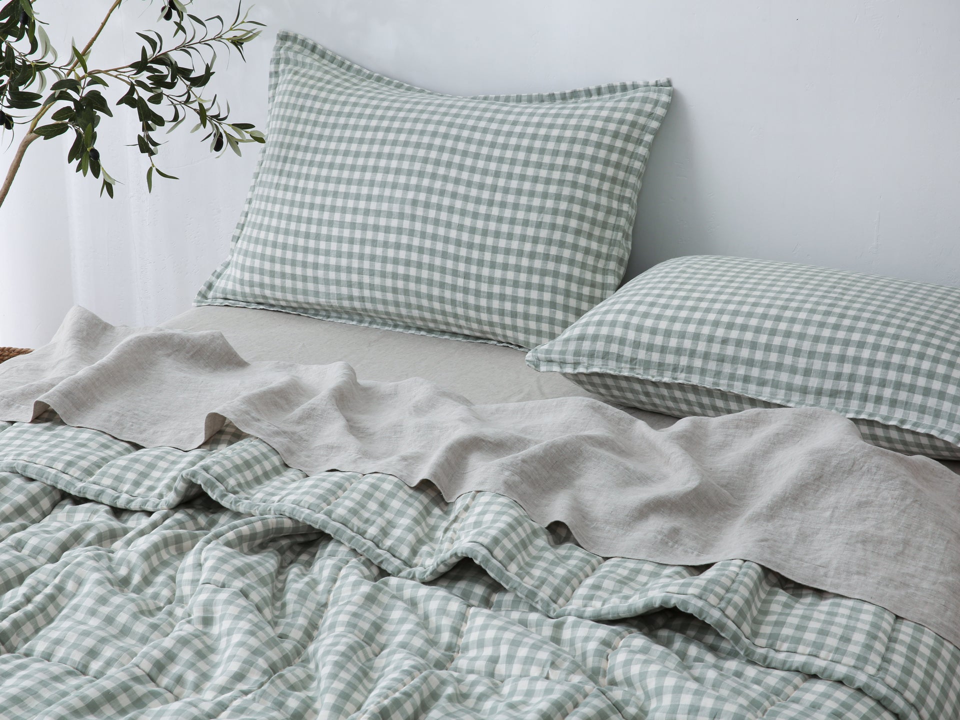 Quilted Linen Blanket - Sage Gingham