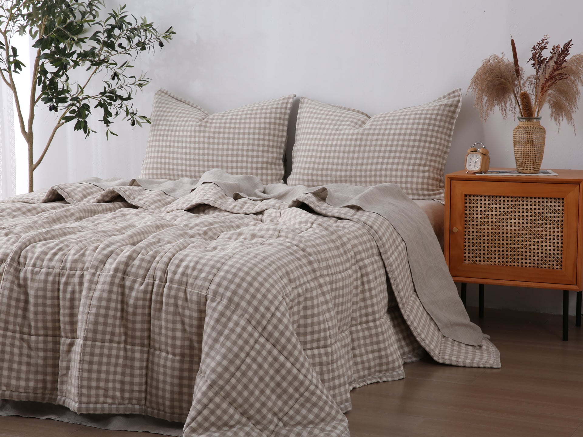 Quilted Linen Blanket - Beige Gingham