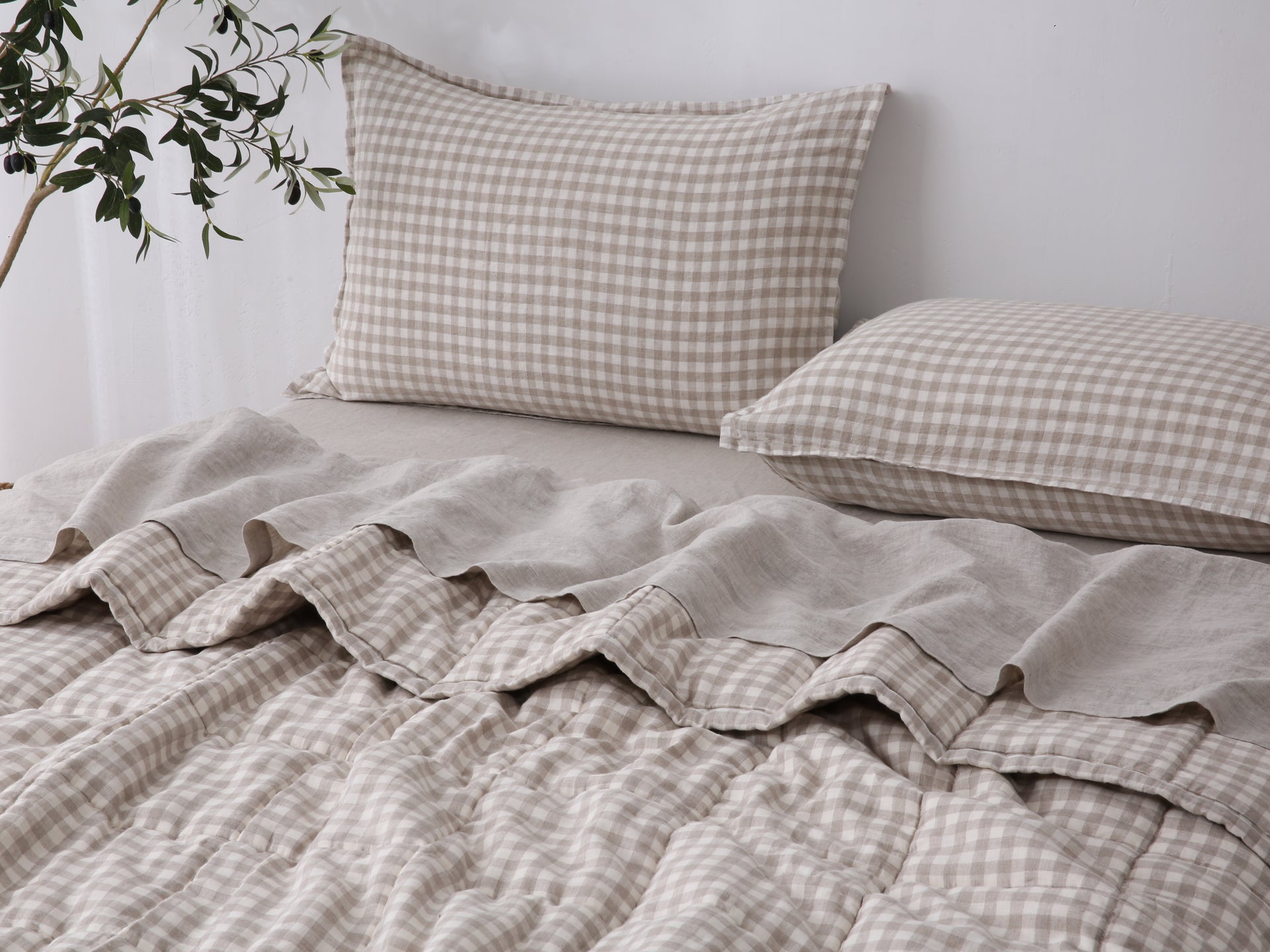 Quilted Linen Blanket - Beige Gingham