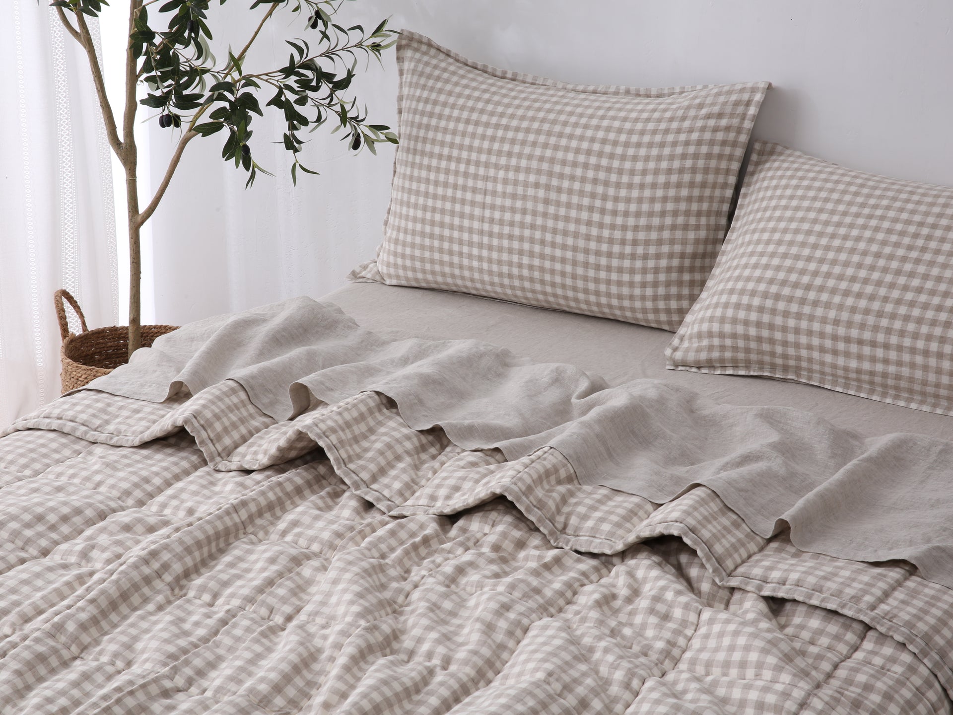 Quilted Linen Blanket - Beige Gingham