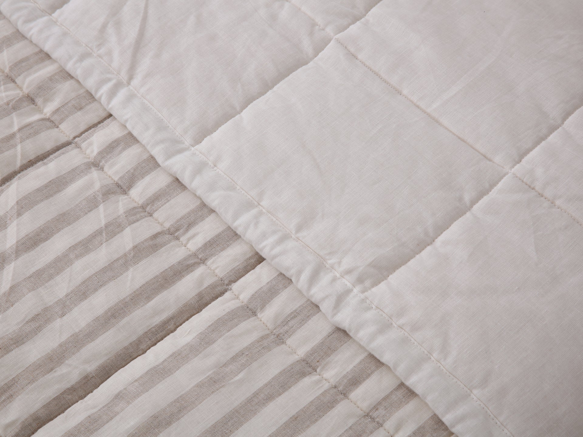 Quilted Linen Blanket - Cloud + Sand Stripe