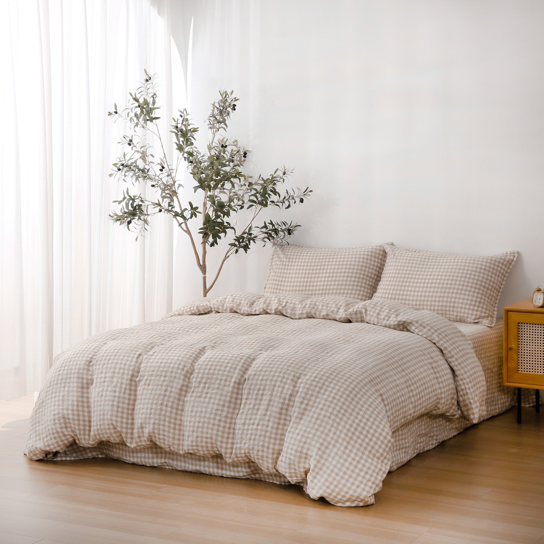 Linen Duvet Cover + Pillowcases - Beige Gingham