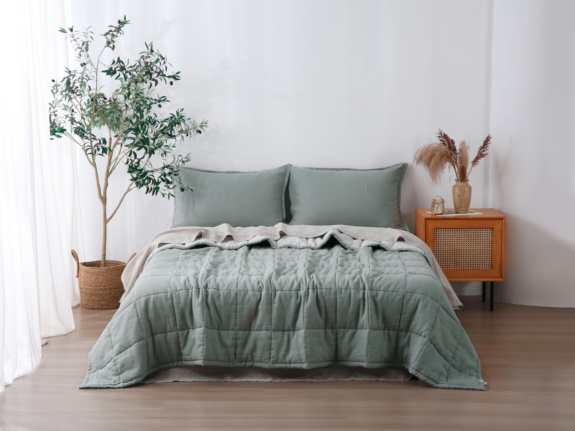 Quilted Linen Blanket - Sage + Pinstripe