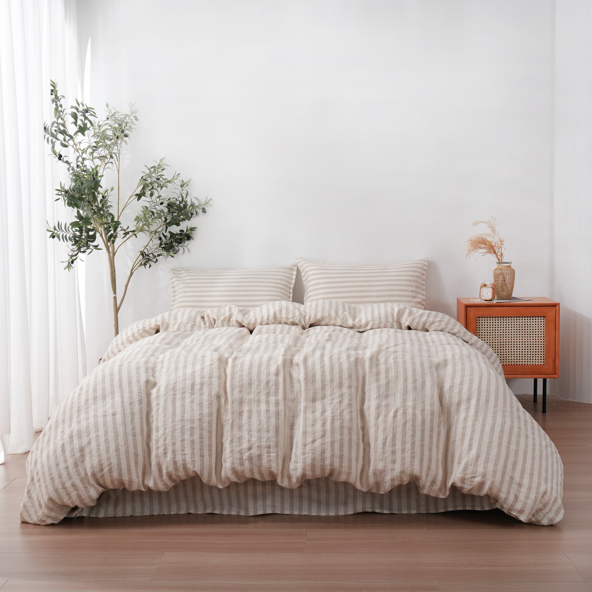 Linen Duvet Cover + Pillowcases - Sand Stripe
