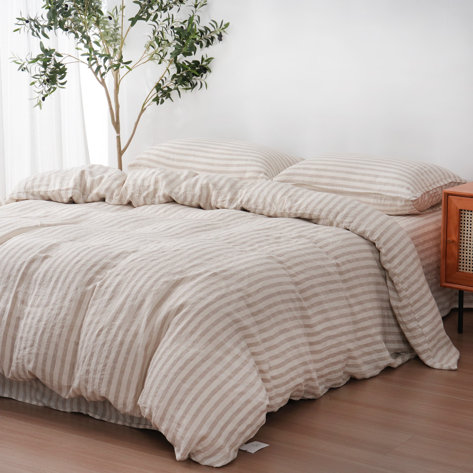 Linen Duvet Cover + Pillowcases - Sand Stripe