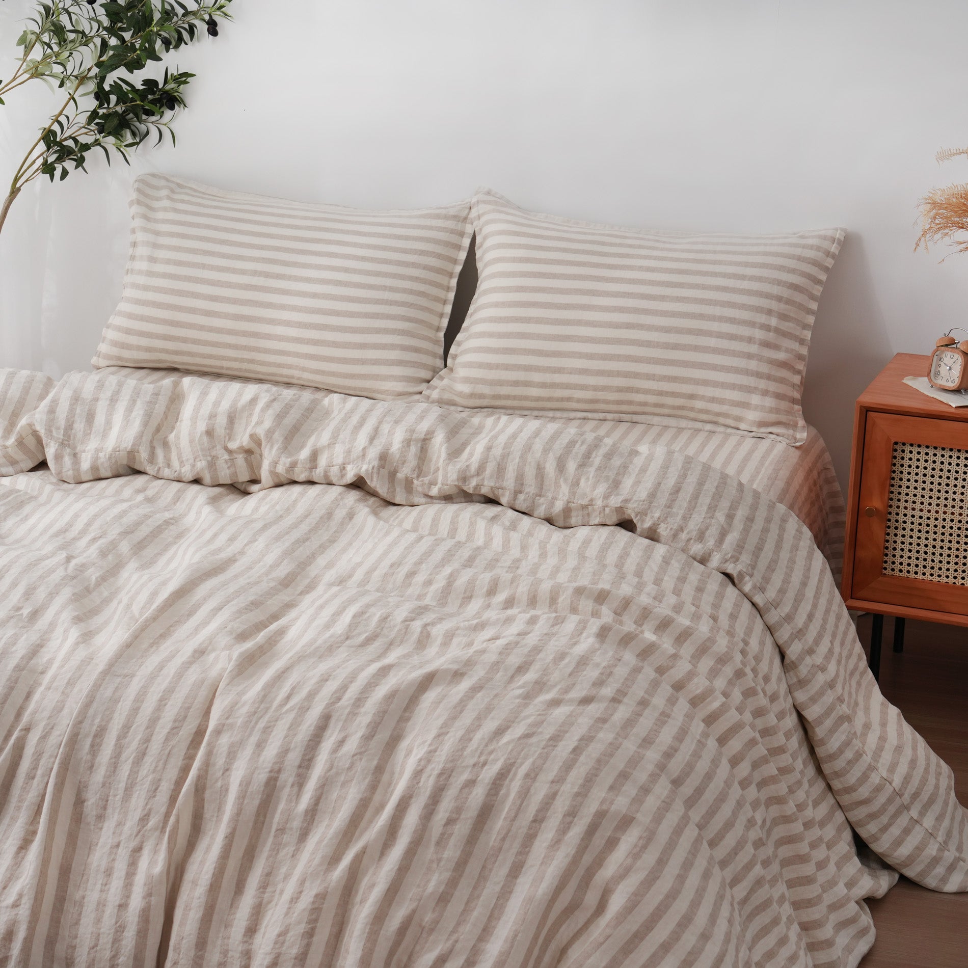 Linen Duvet Cover + Pillowcases - Sand Stripe