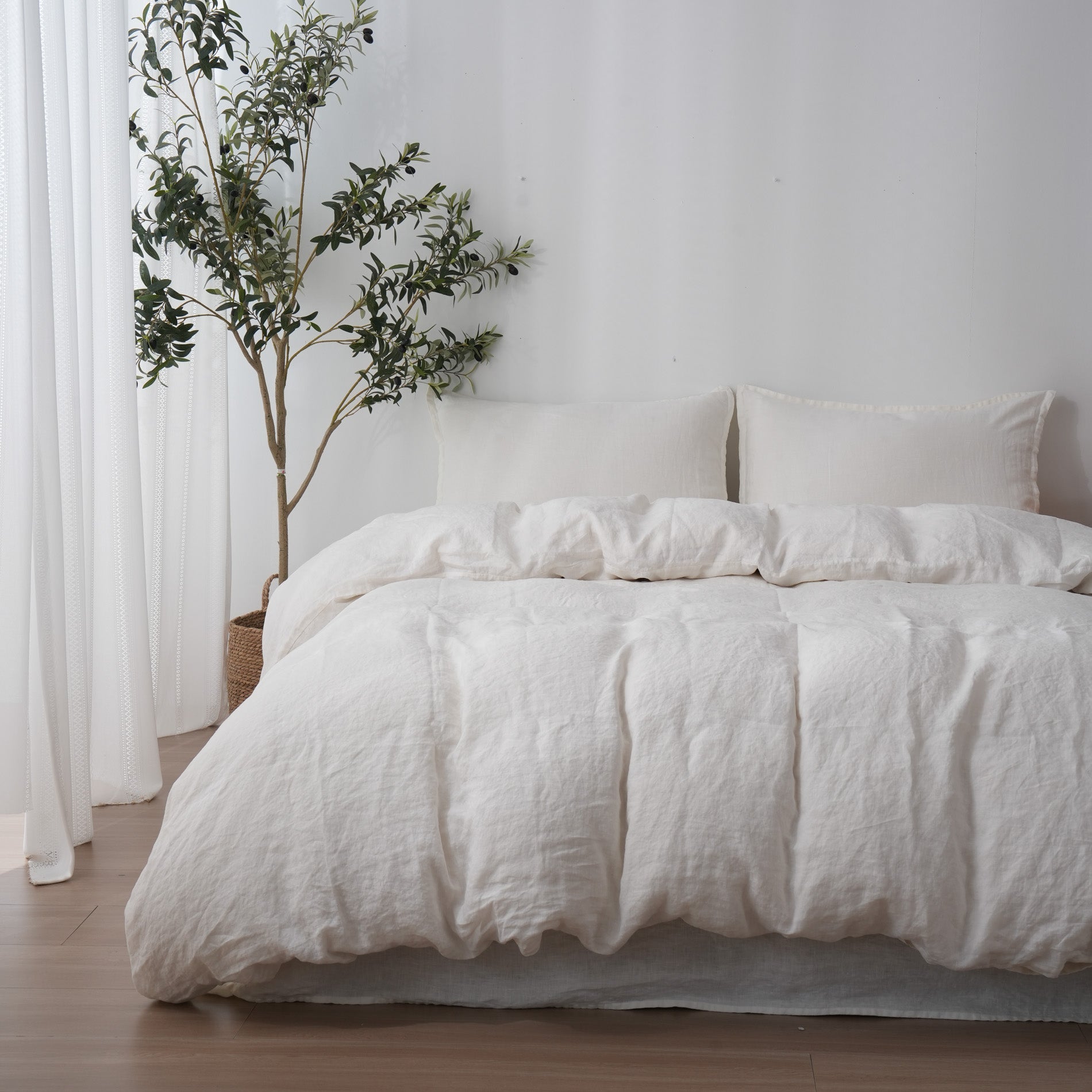 Linen Duvet Cover + Pillowcases - Cloud