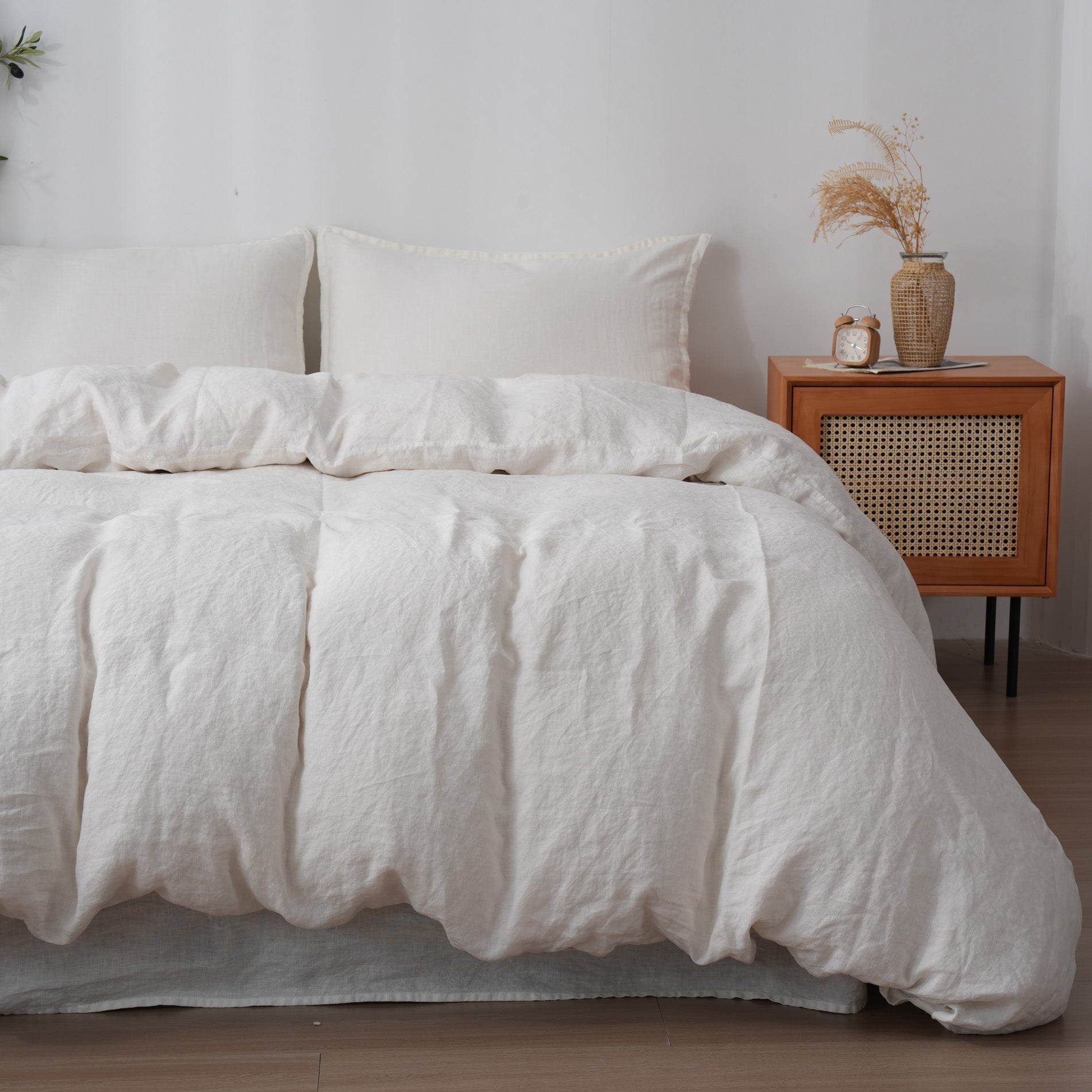 Linen Duvet Cover + Pillowcases - Cloud