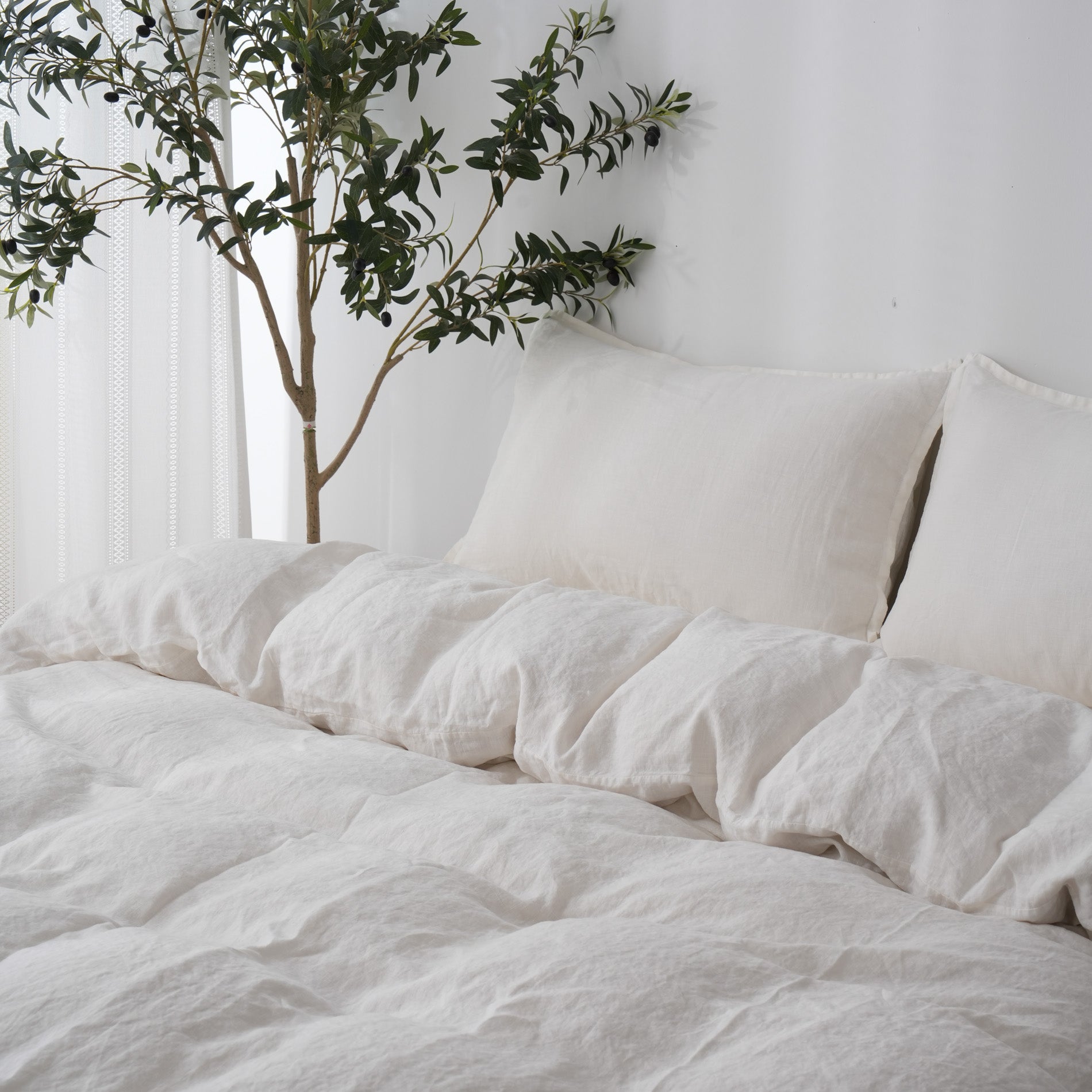 Linen Duvet Cover + Pillowcases - Cloud