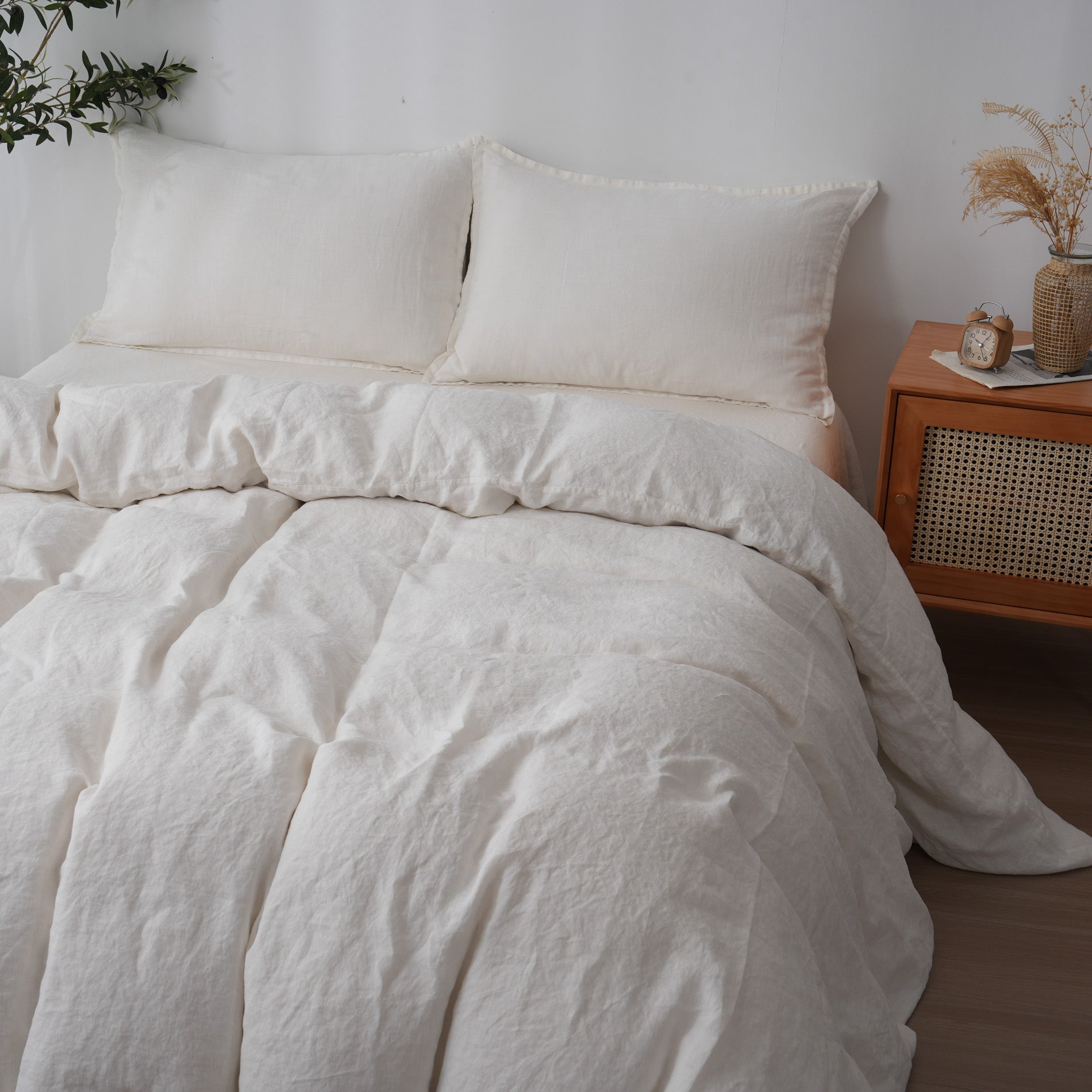 Linen Duvet Cover + Pillowcases - Cloud