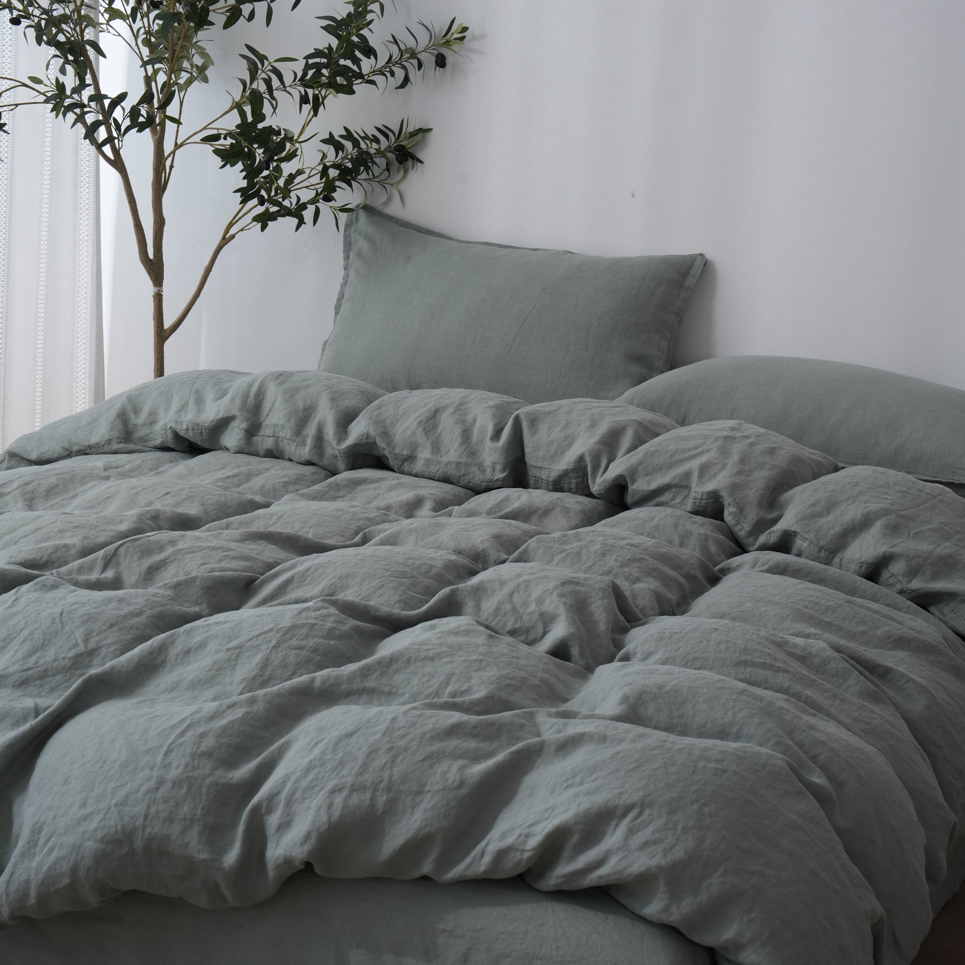 Linen Duvet Cover + Pillowcases - Sage