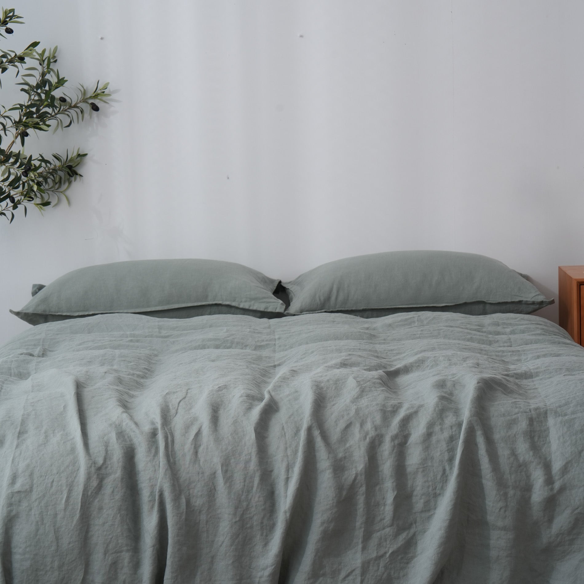 Linen Duvet Cover + Pillowcases - Sage