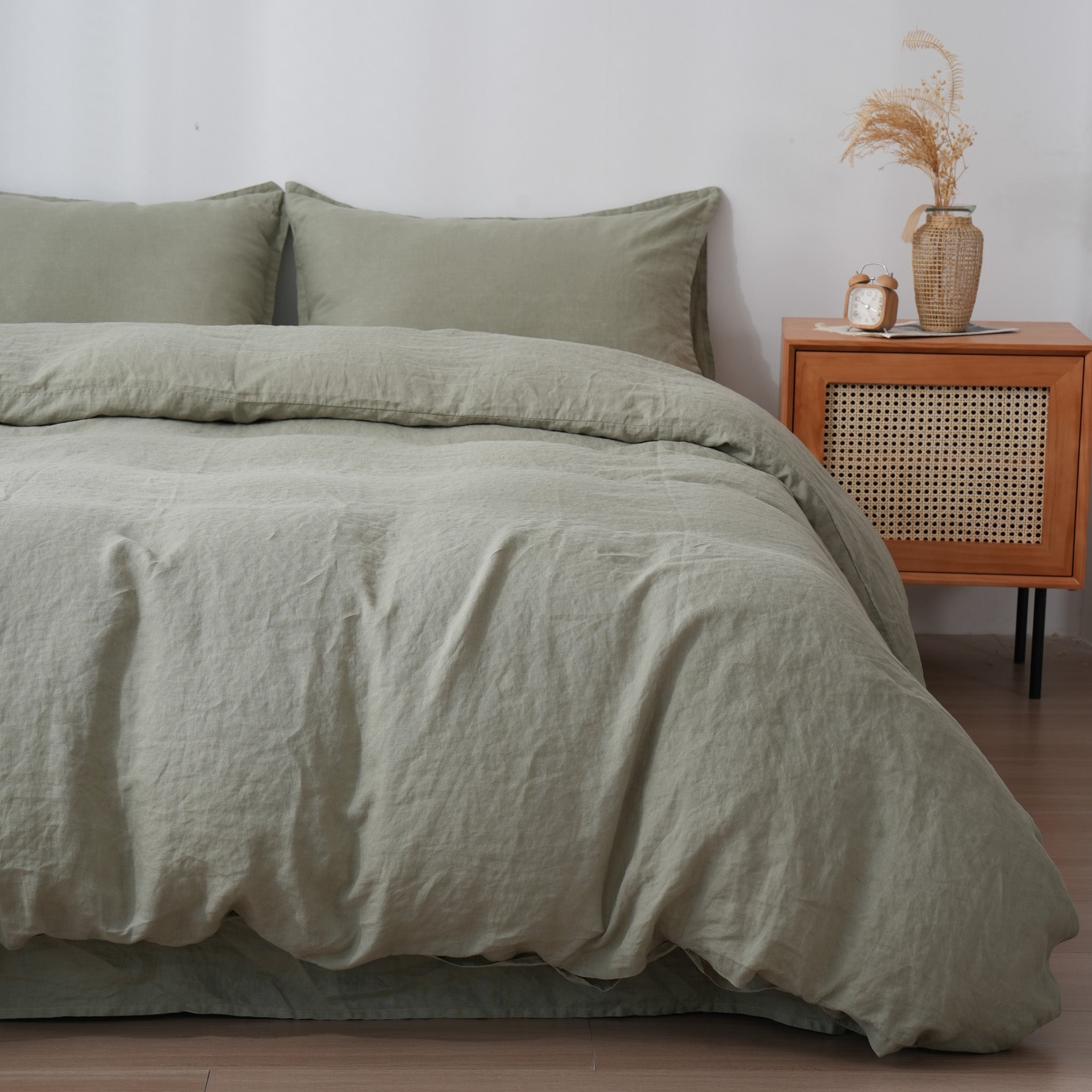 Linen Duvet Cover + Pillowcases - Fern