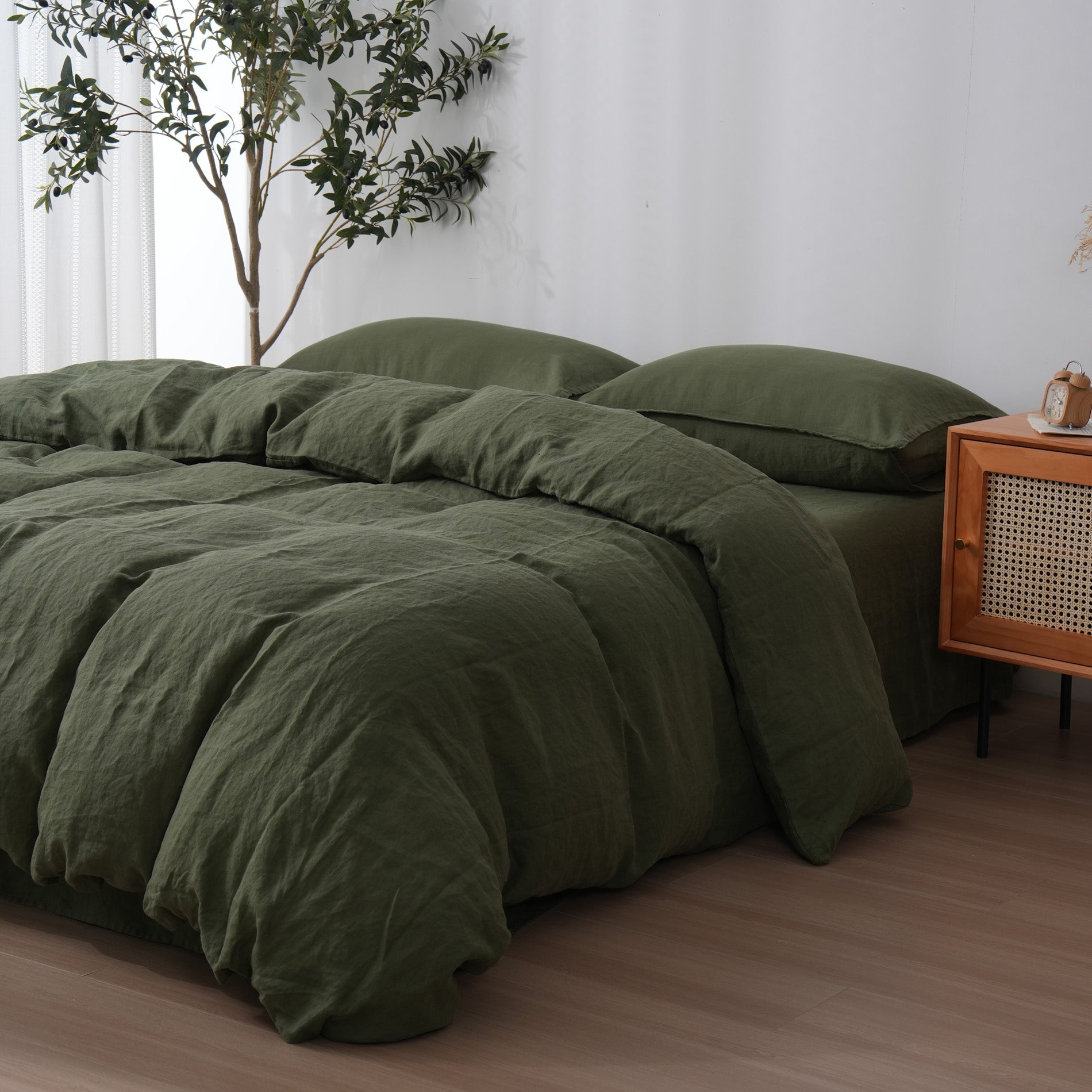 Linen Duvet Cover + Pillowcases - Forest