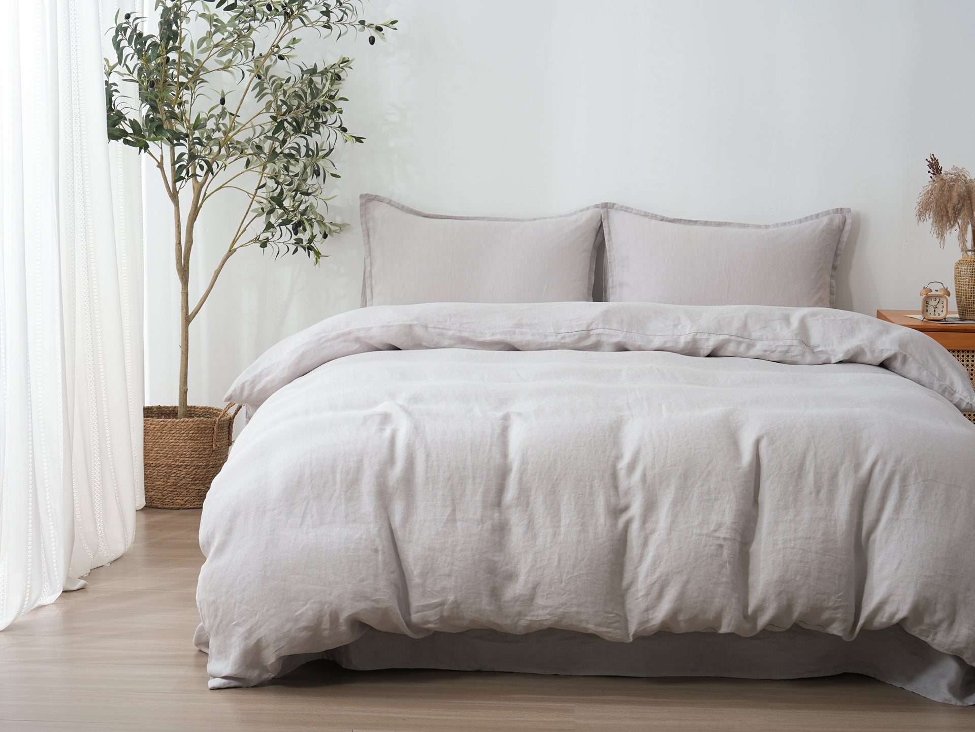 Linen Duvet Cover + Pillowcases - Mist