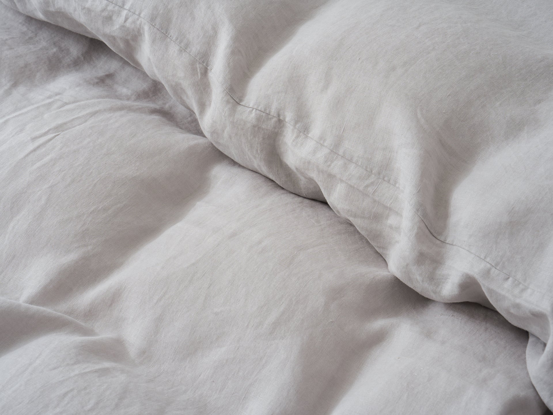 Linen Duvet Cover + Pillowcases - Mist