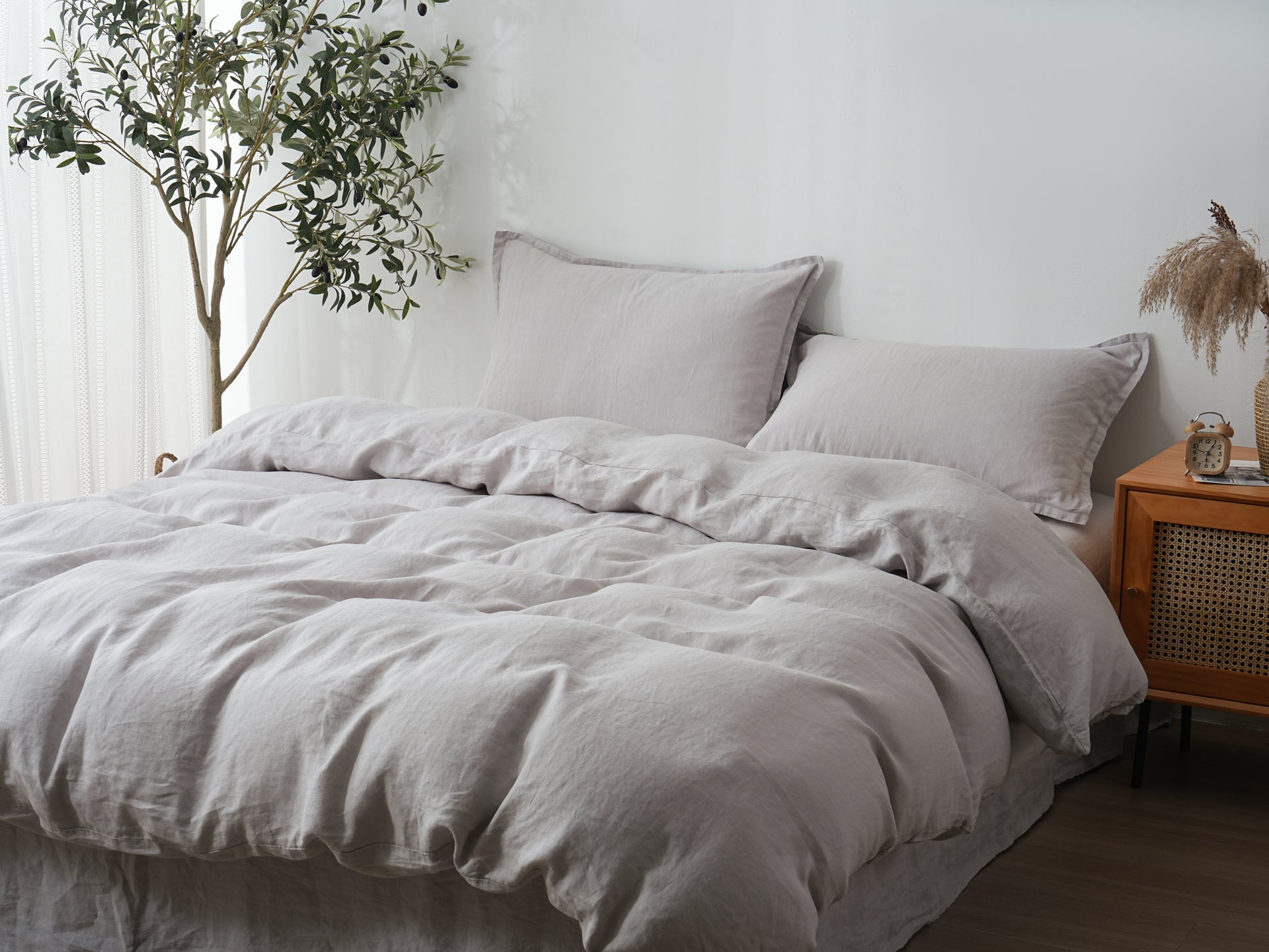 Linen Duvet Cover + Pillowcases - Mist