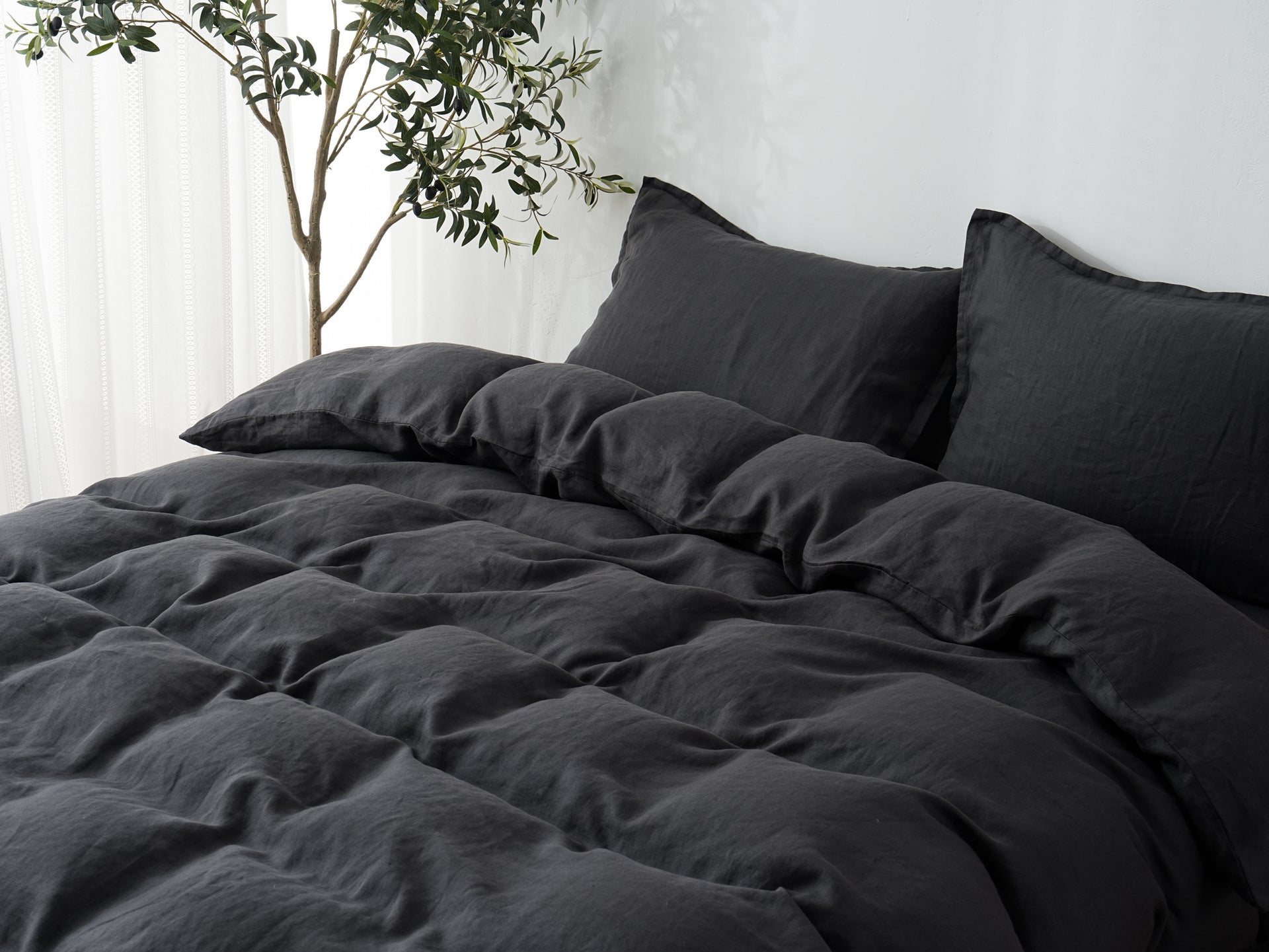 Linen Duvet Cover + Pillowcases - Charcoal