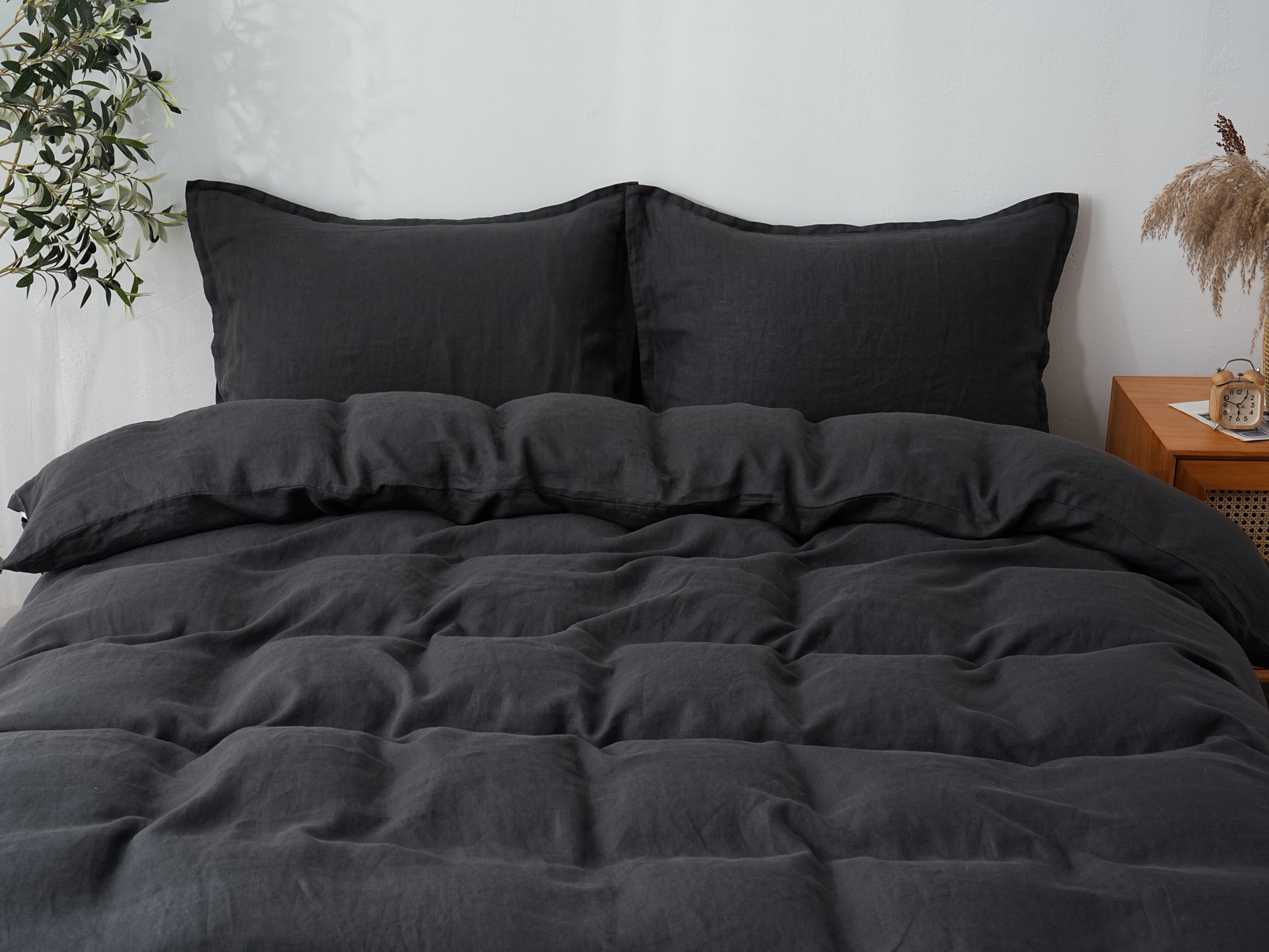 Linen Duvet Cover + Pillowcases - Charcoal
