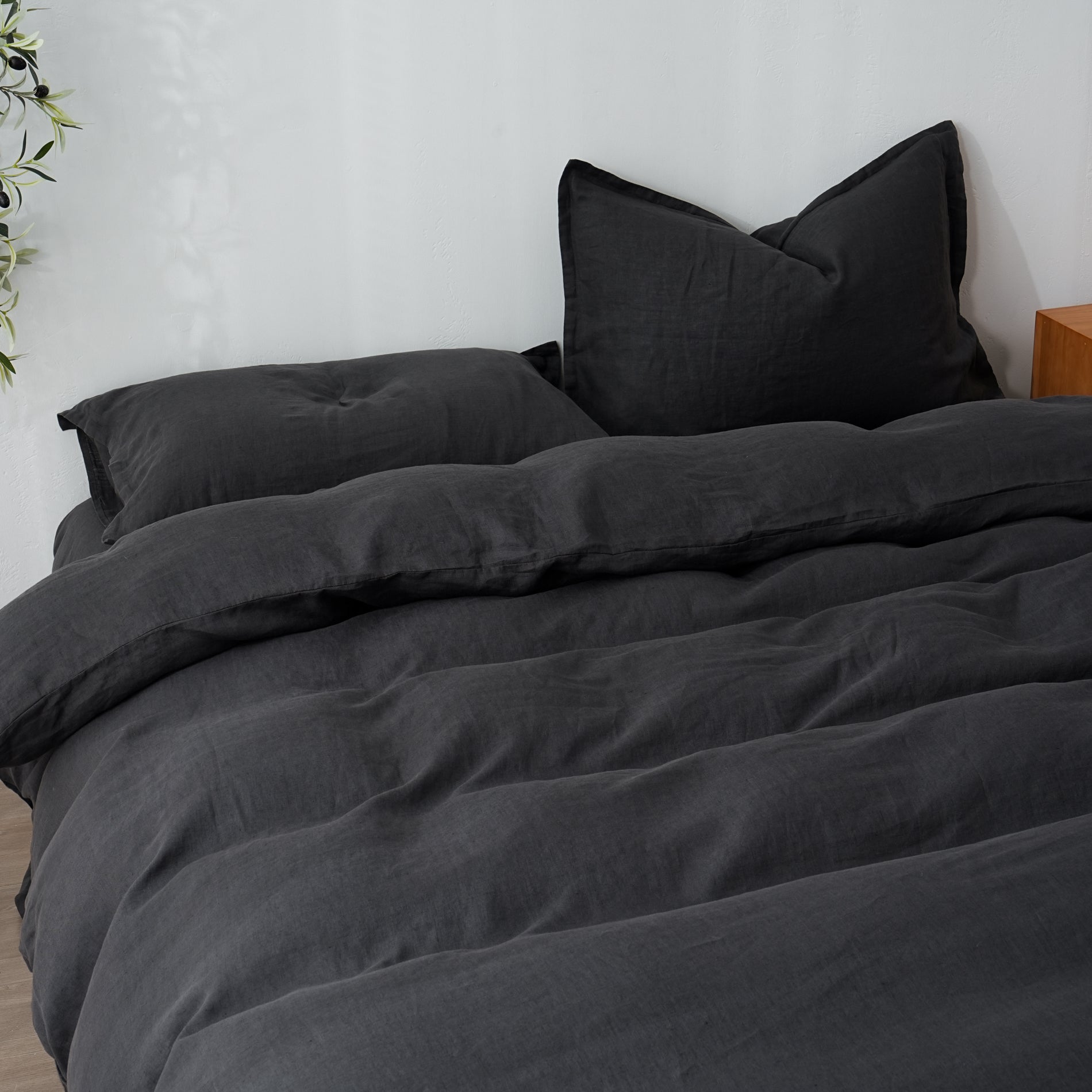 Linen Duvet Cover + Pillowcases - Charcoal