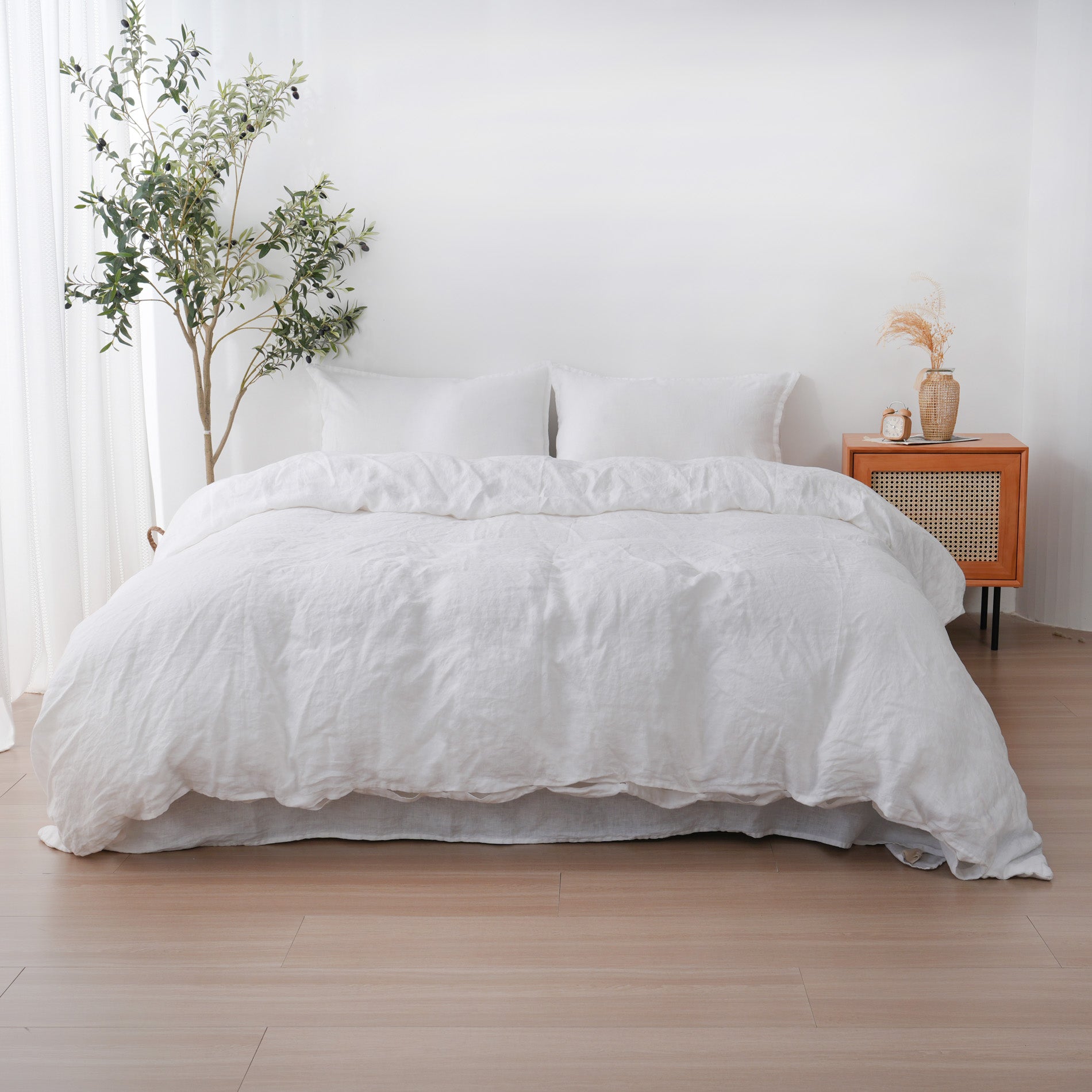 Linen Duvet Cover + Pillowcases - Snow