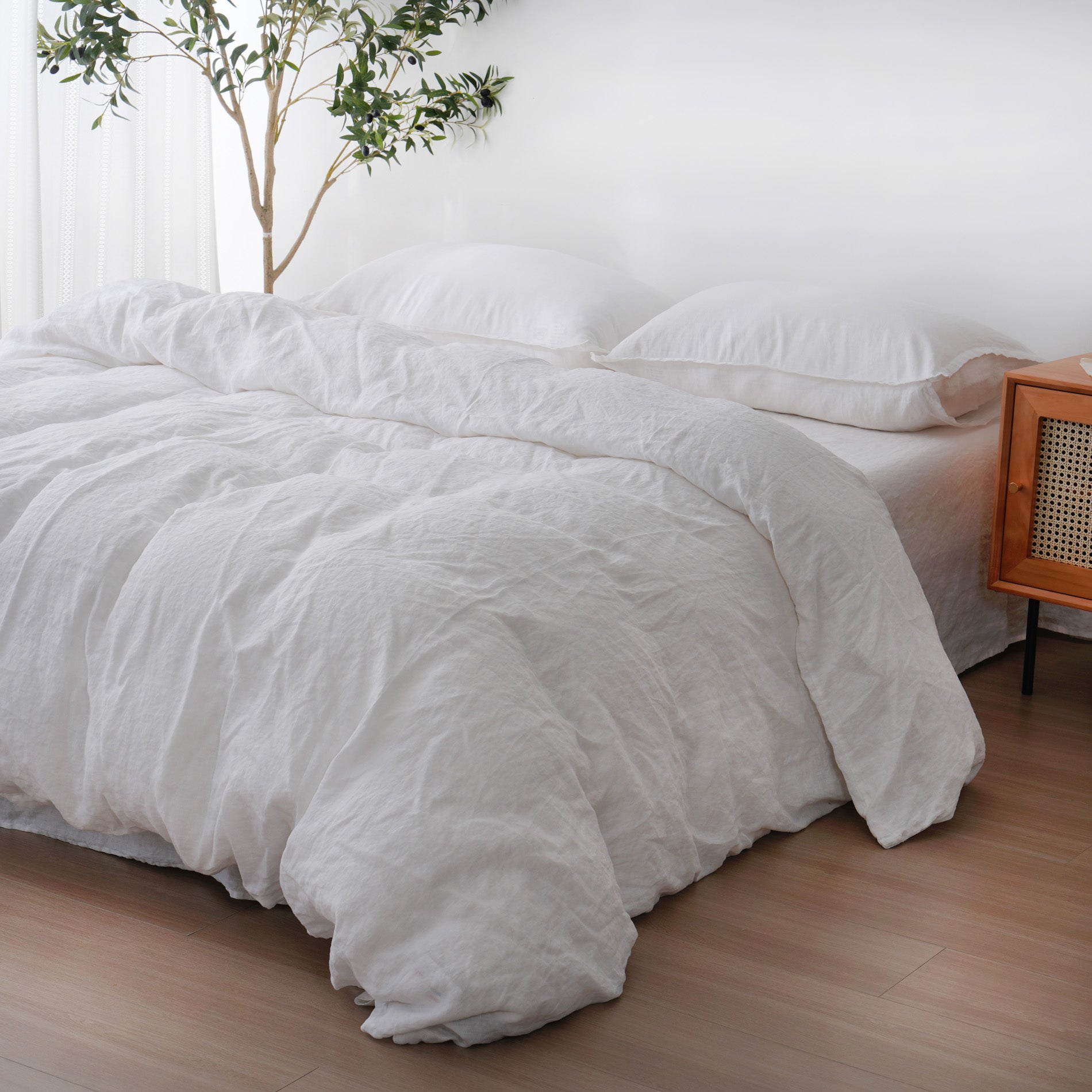 Linen Duvet Cover + Pillowcases - Snow
