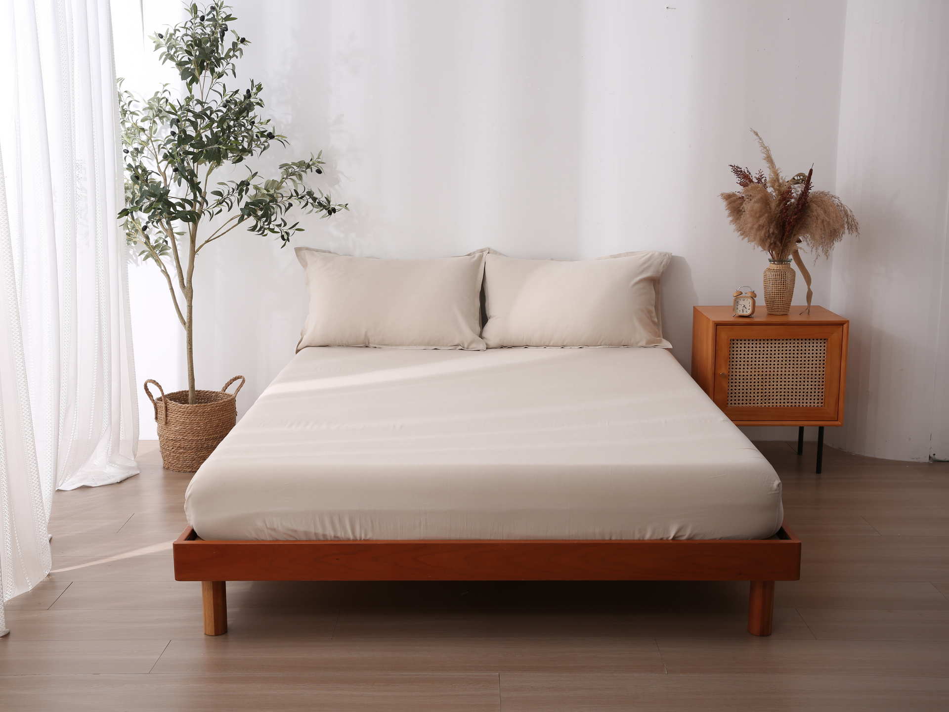 SAND - Fitted Sheet - 100% Washed Eucalyptus
