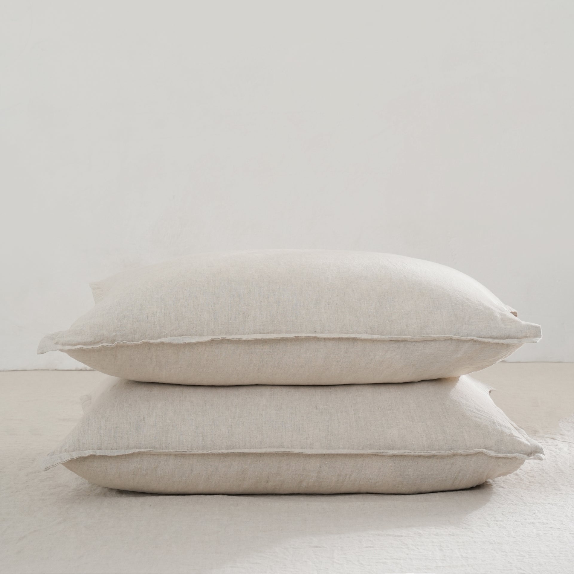 Linen Pillowcases (Set of Two)
