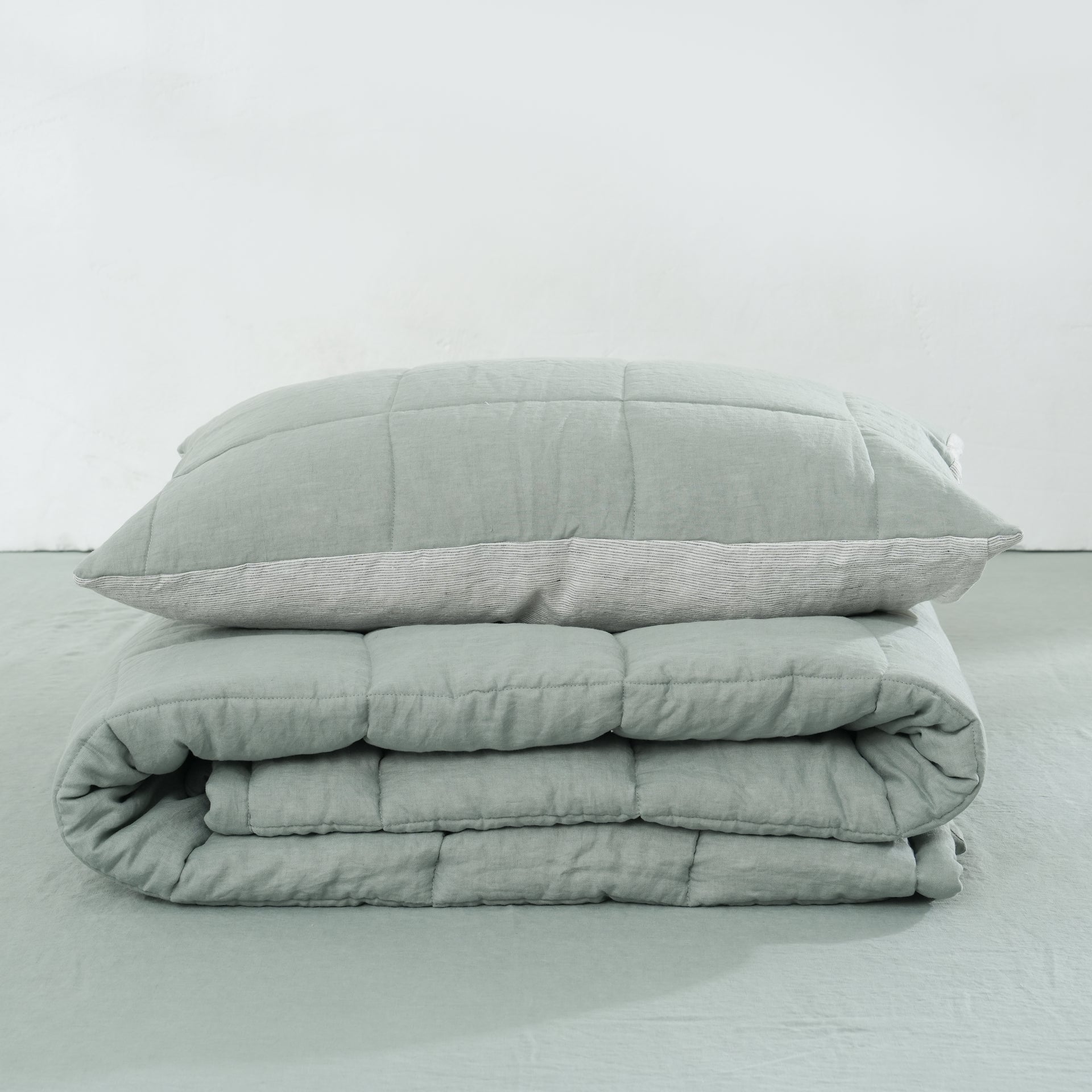 King Quilted Linen Pillowcases (Set of Two)